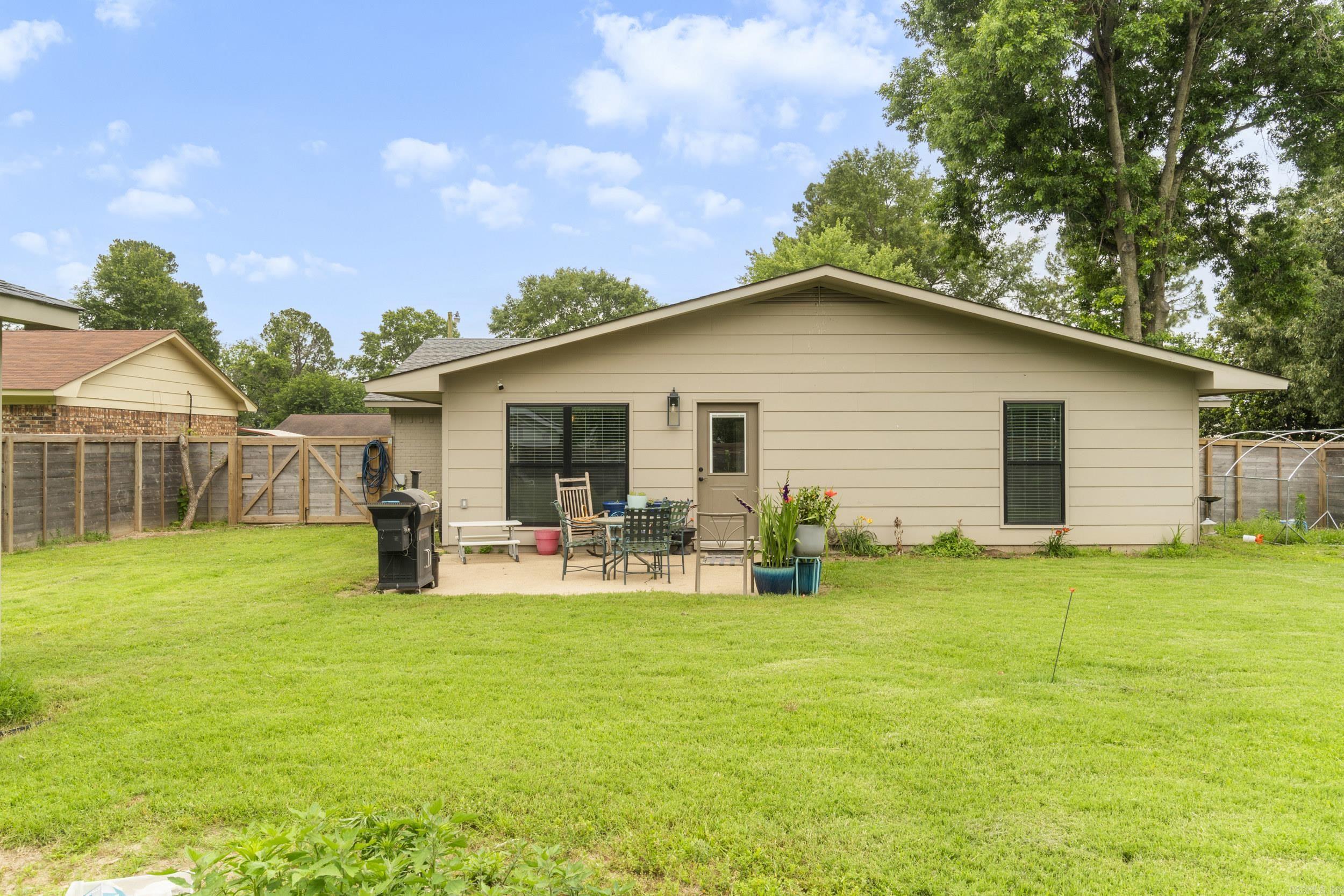 3101  Lax St  Newport, AR