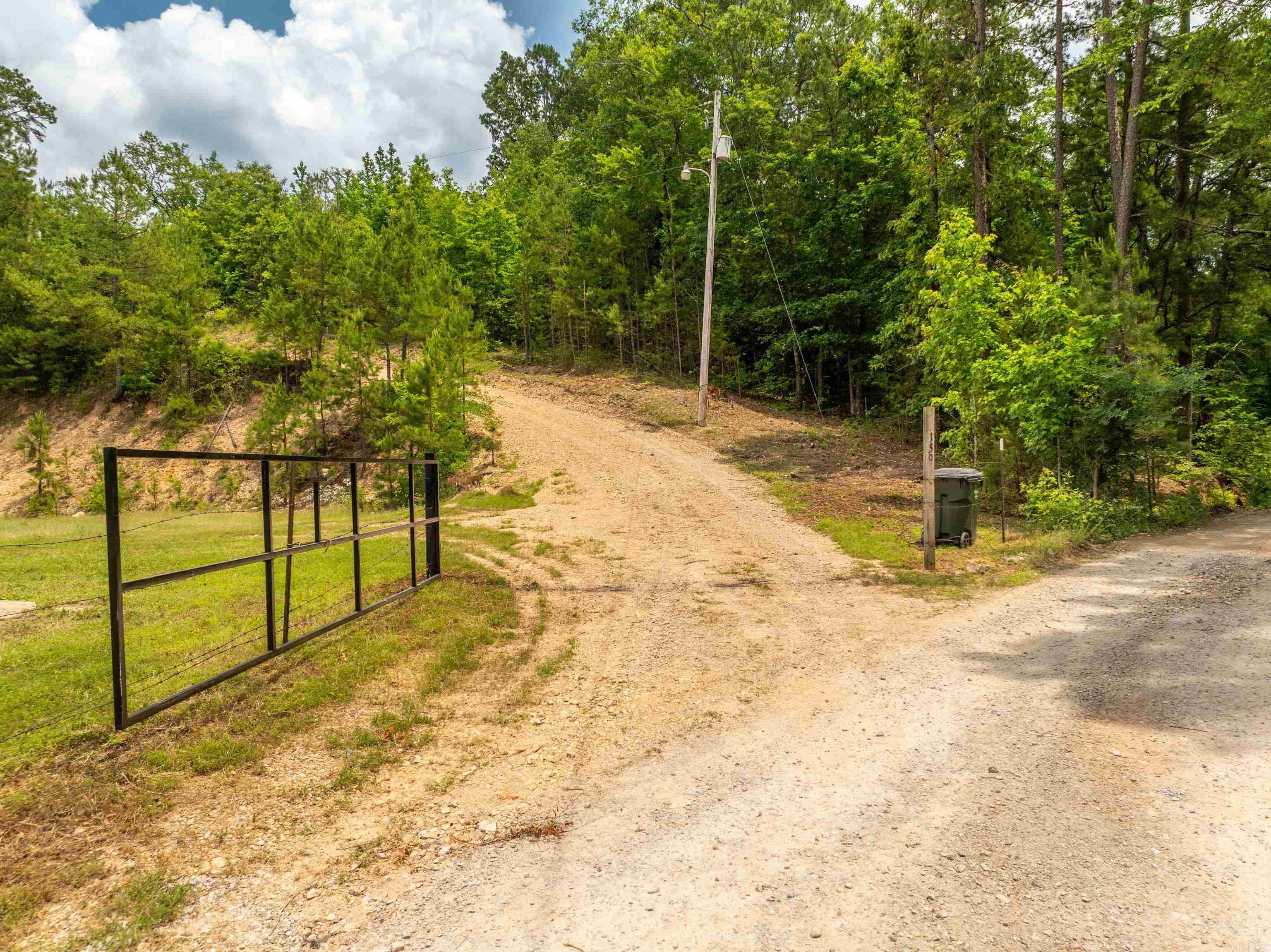 159  Gumtree  Mountain Pine, AR