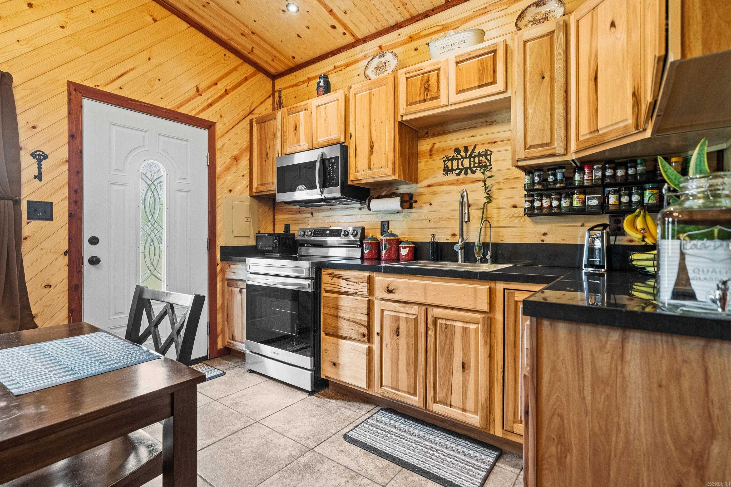 159  Gumtree  Mountain Pine, AR