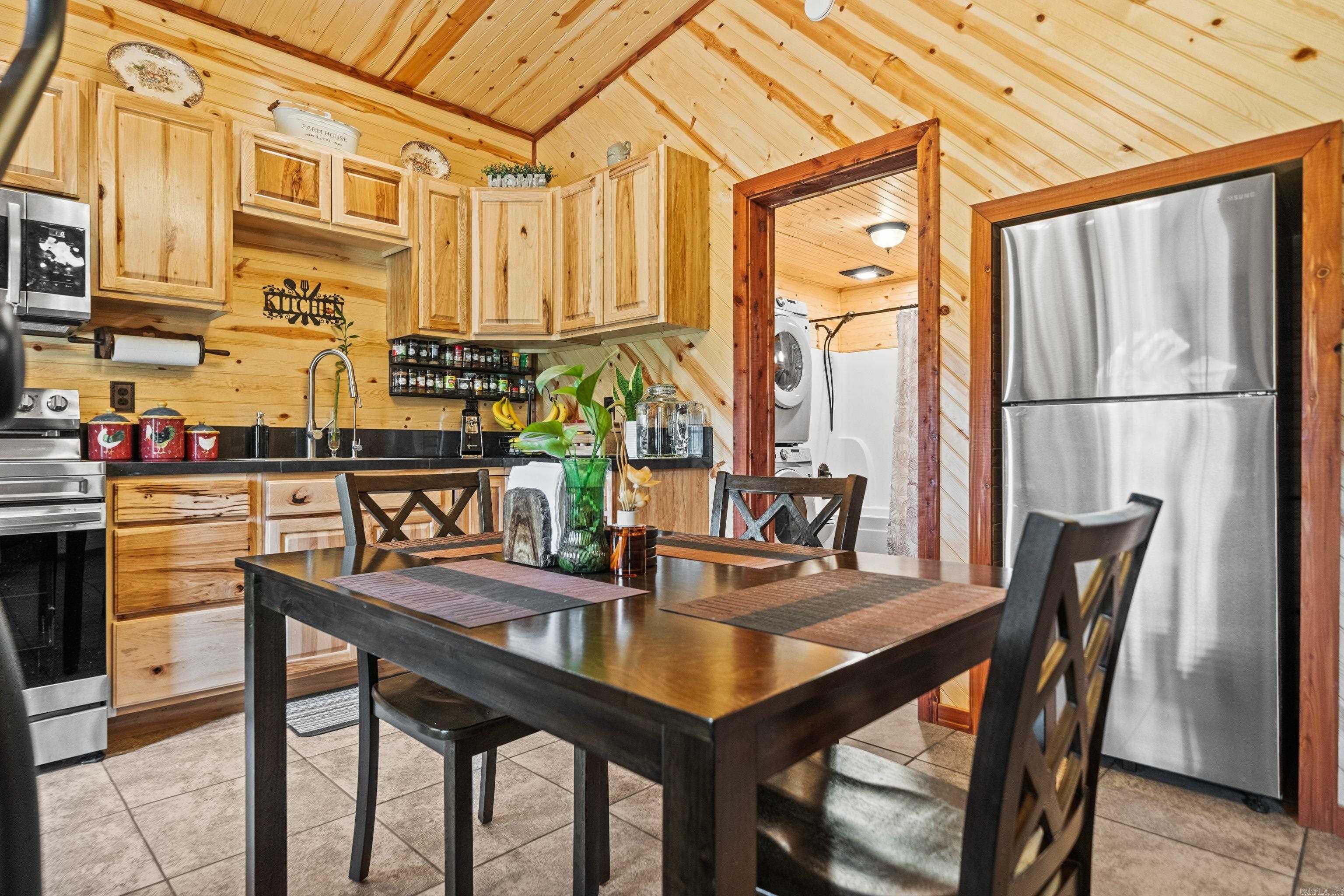 159  Gumtree  Mountain Pine, AR