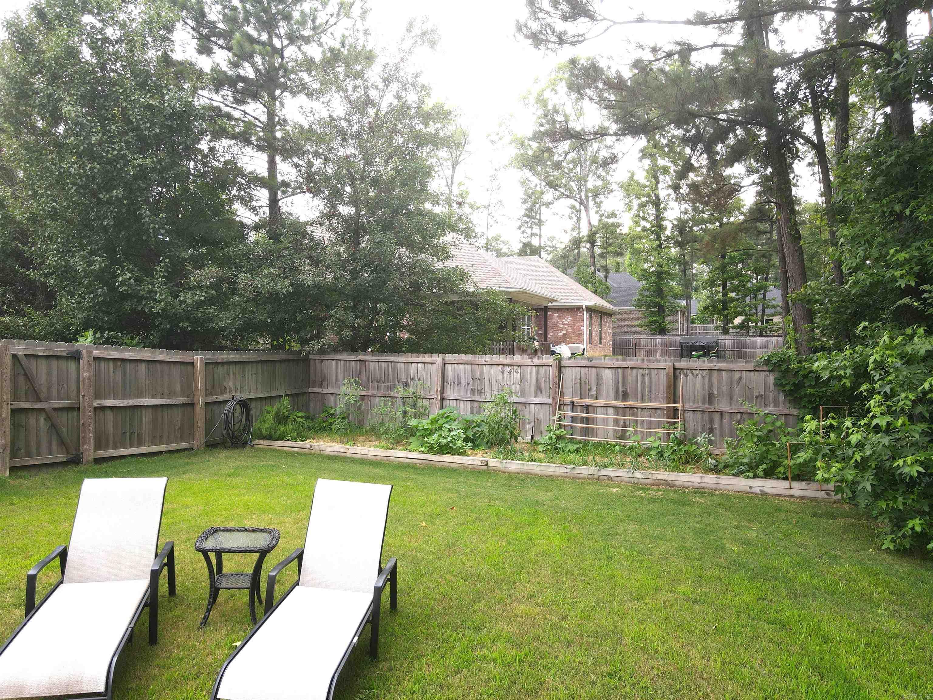 9040  Greenstone  Alexander, AR