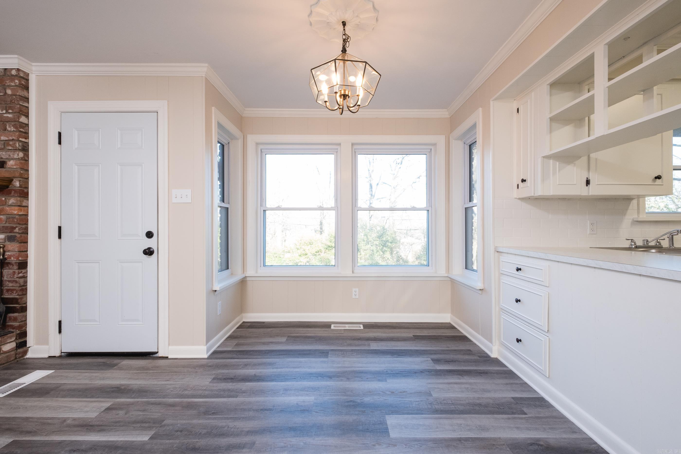 5606  Lakeview Road  North Little Rock, AR