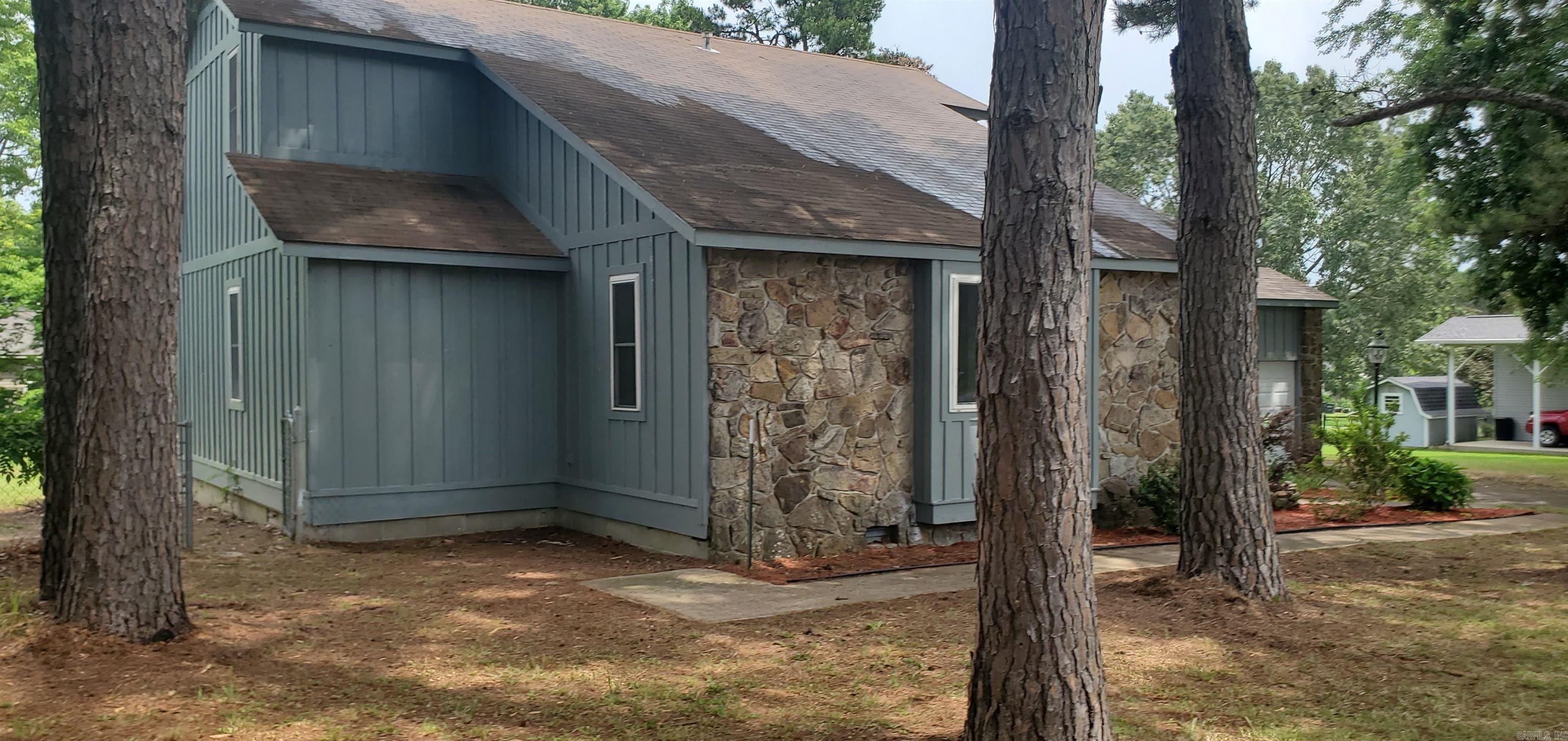 203  Altman Drive  Mountain View, AR