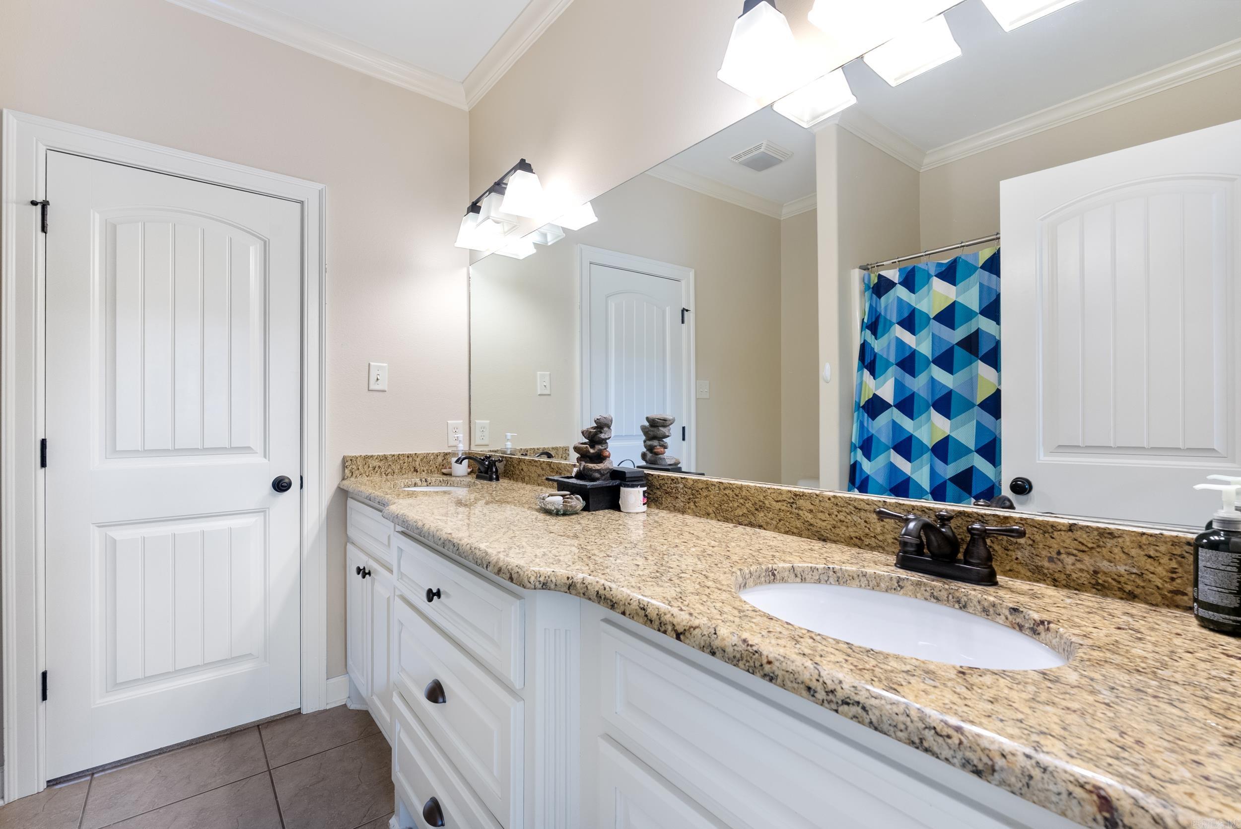 5110  Round Rock  Conway, AR