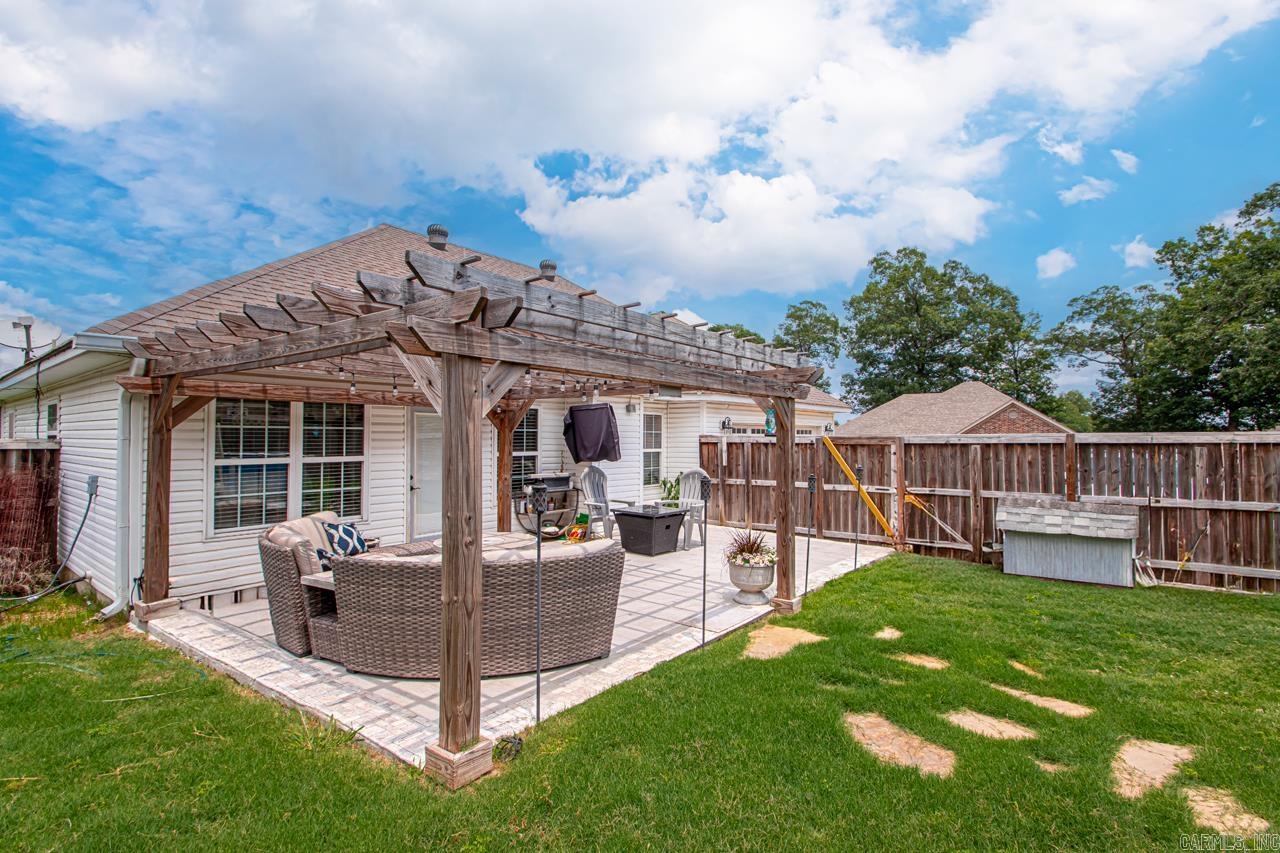 3023  Red Hawk  Alexander, AR