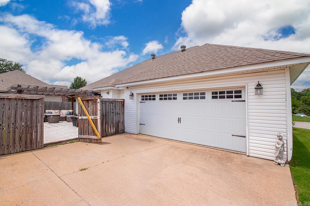 3023  Red Hawk  Alexander, AR