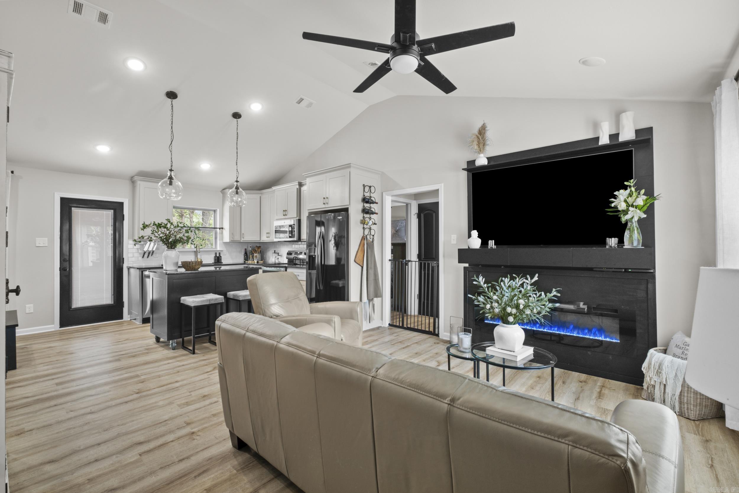 23  Edward  Ward, AR