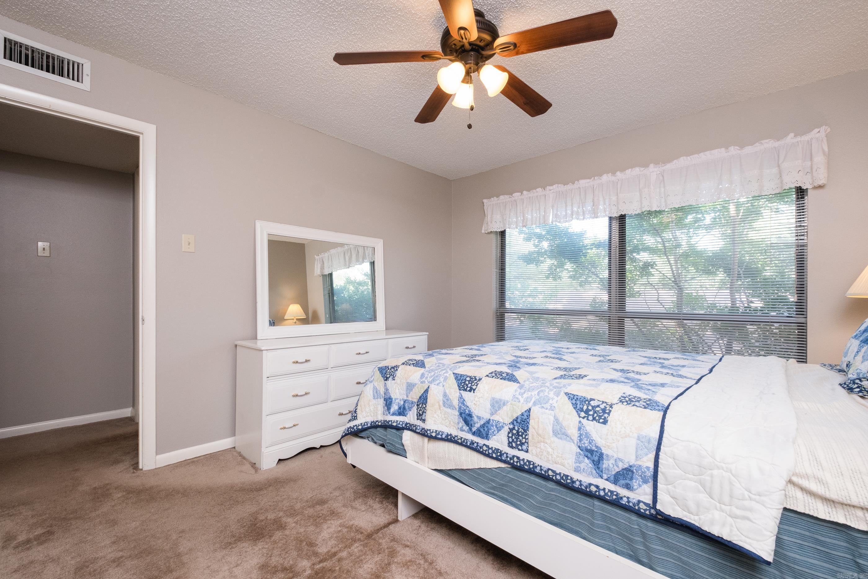 27  Hampshire  Little Rock, AR