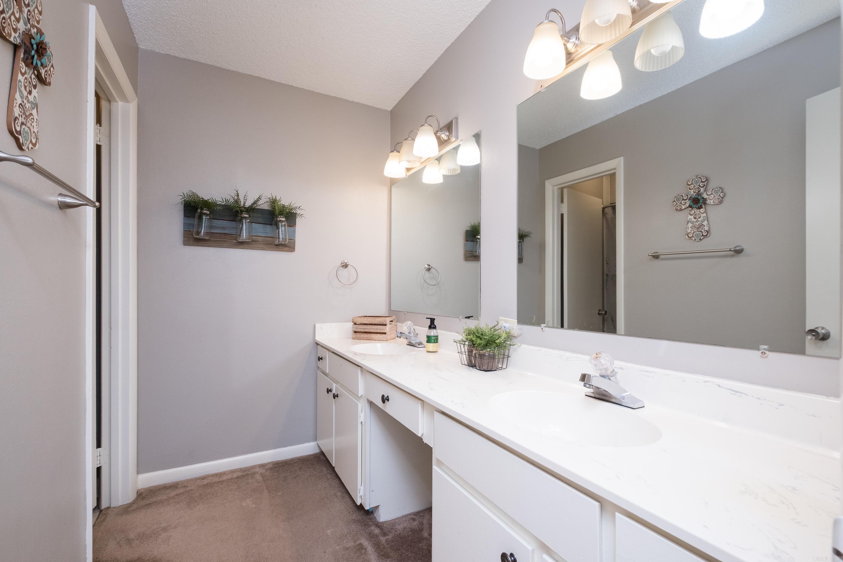 27  Hampshire  Little Rock, AR