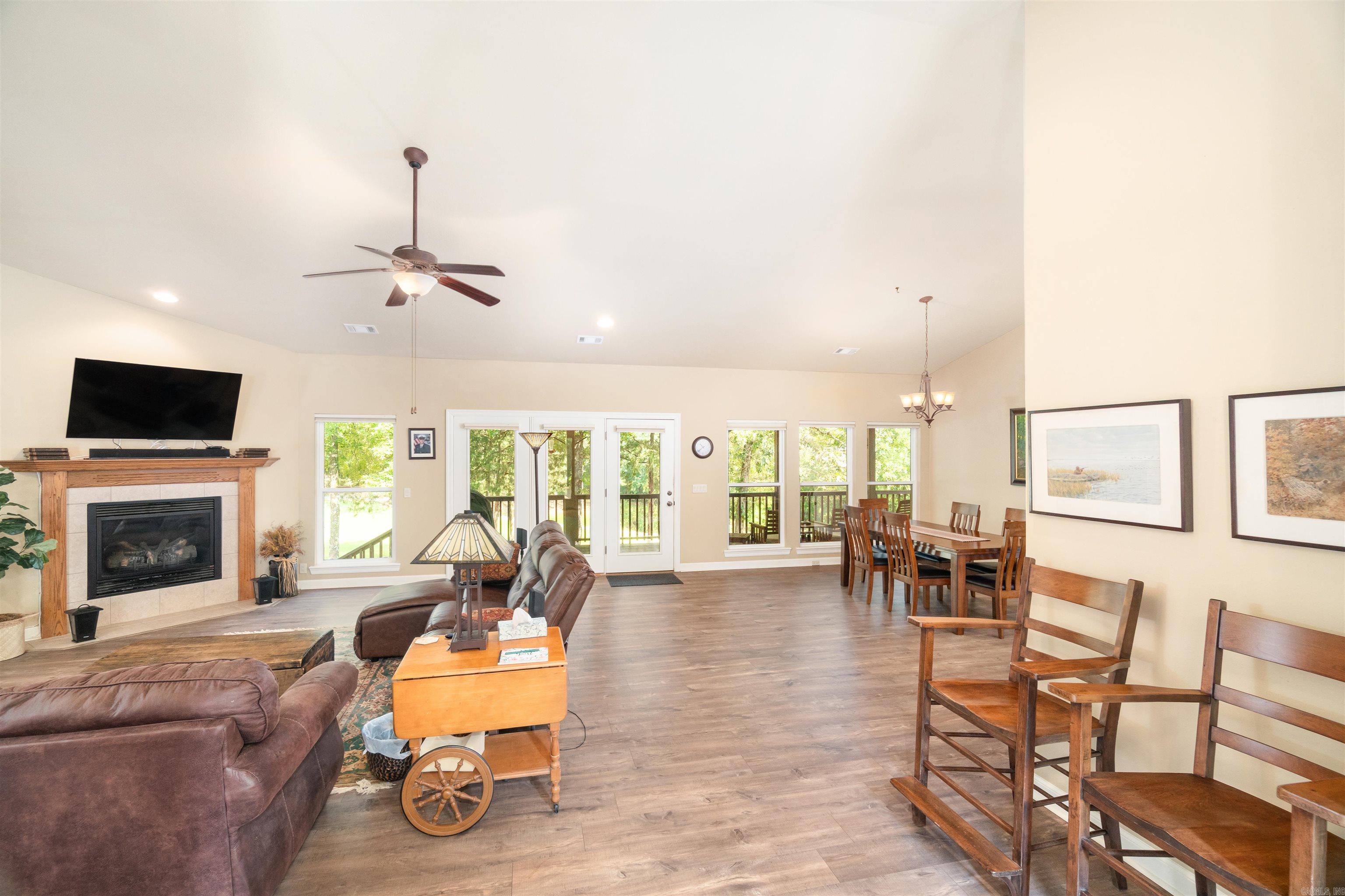 19  Brilliante Circle 19 Brilliante Circle Hot Springs Village, AR