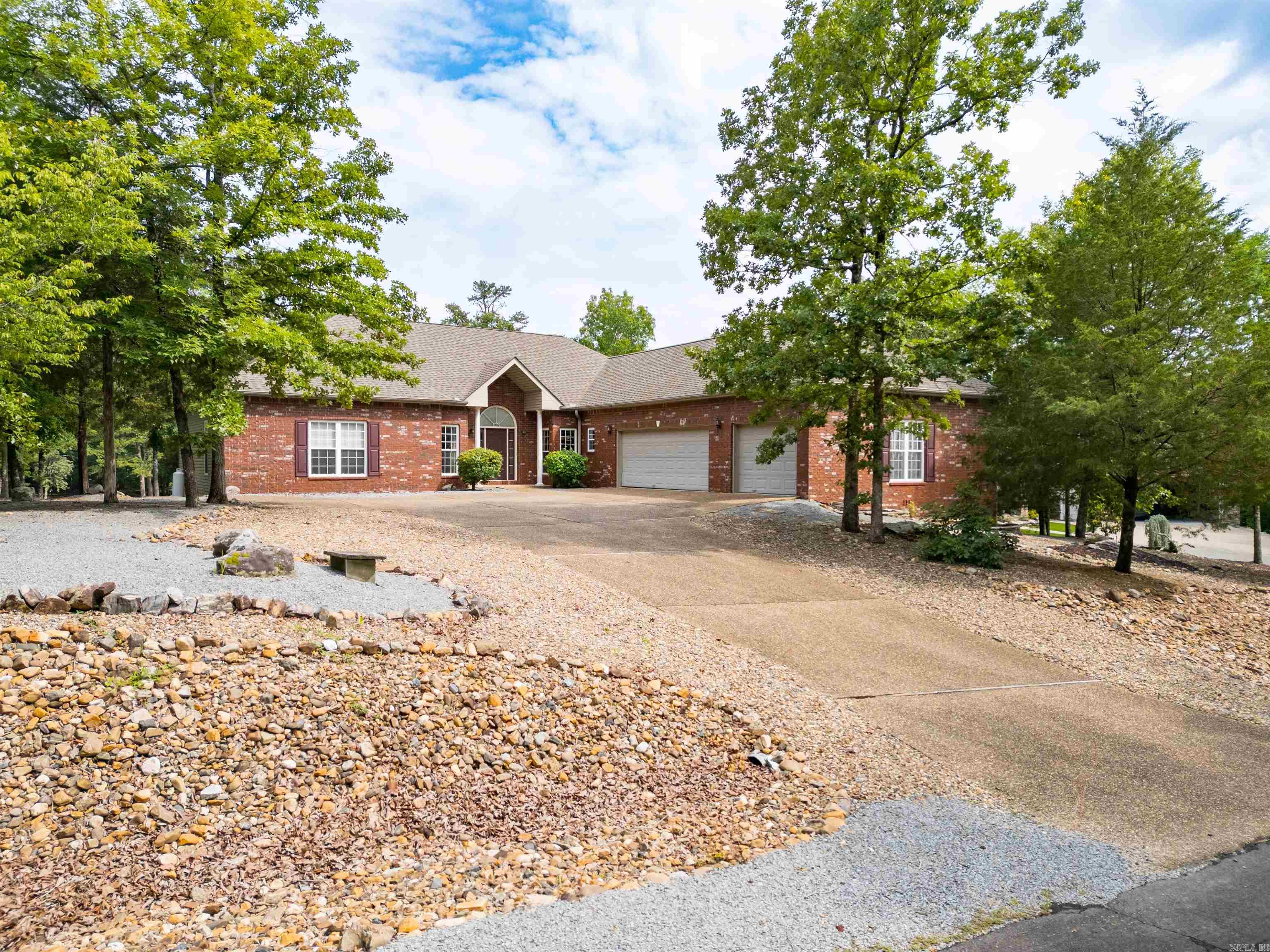 19  Brilliante Circle 19 Brilliante Circle Hot Springs Village, AR