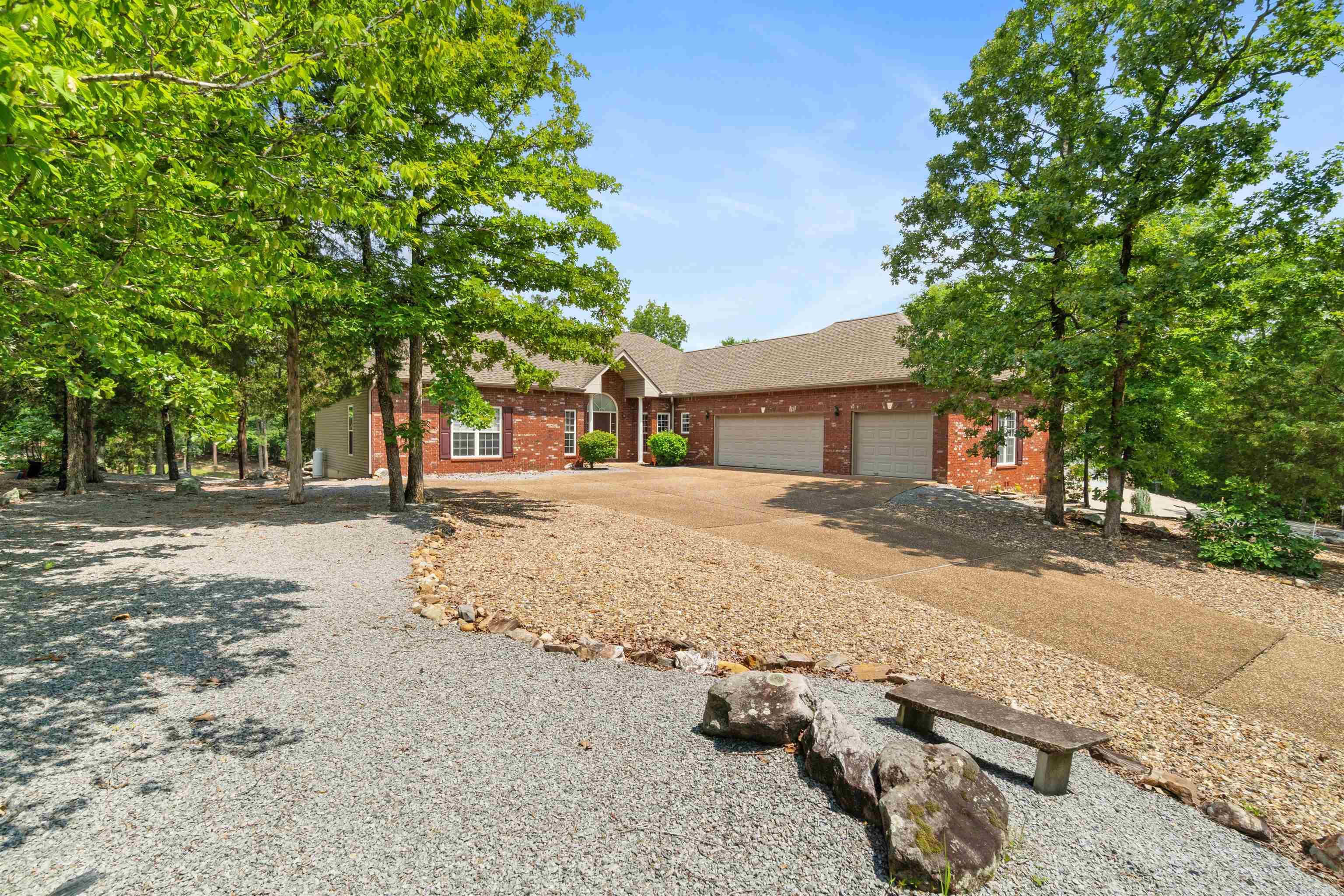19  Brilliante Circle 19 Brilliante Circle Hot Springs Village, AR