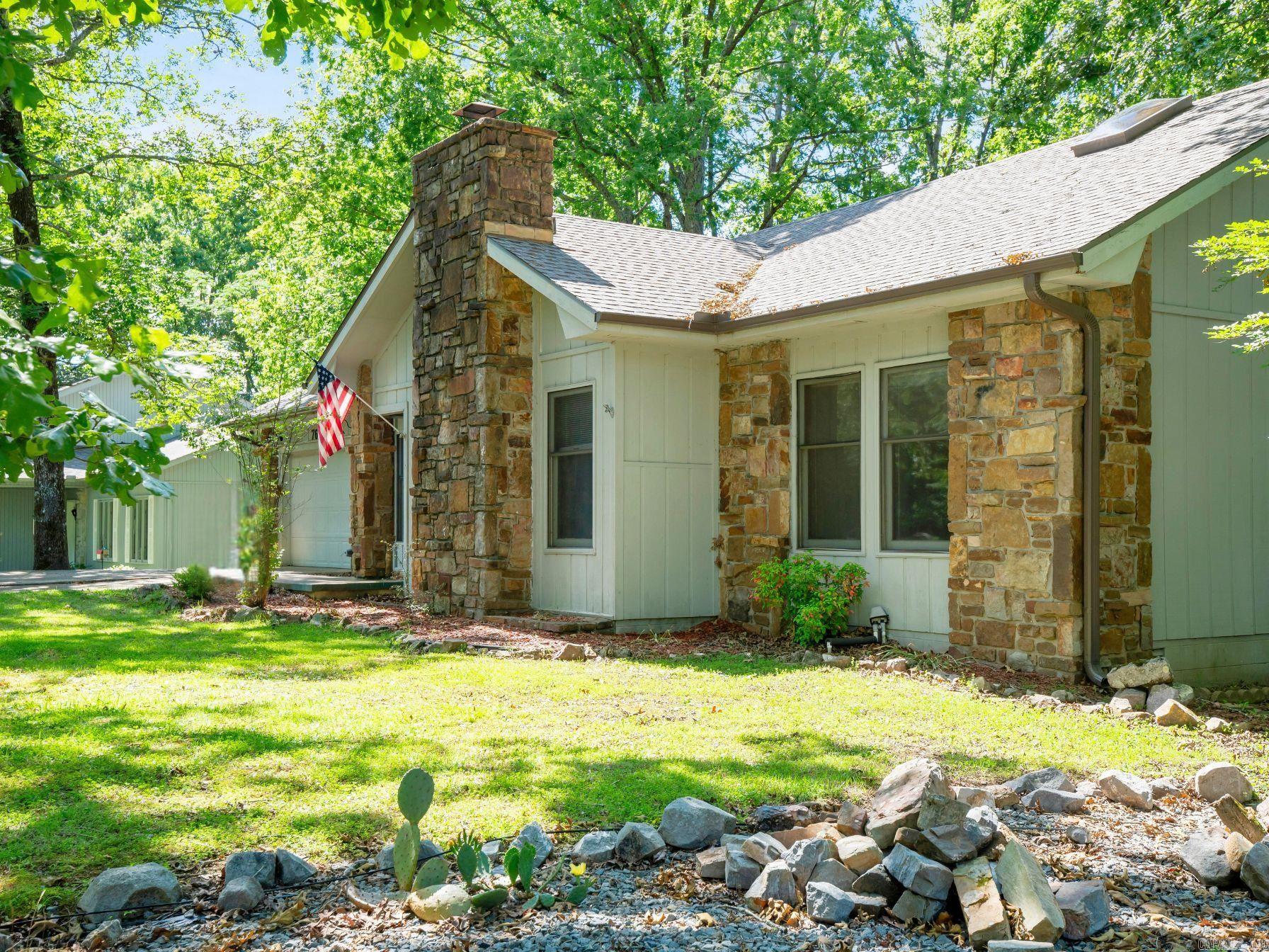 76  Laguna  Hot Springs Village, AR