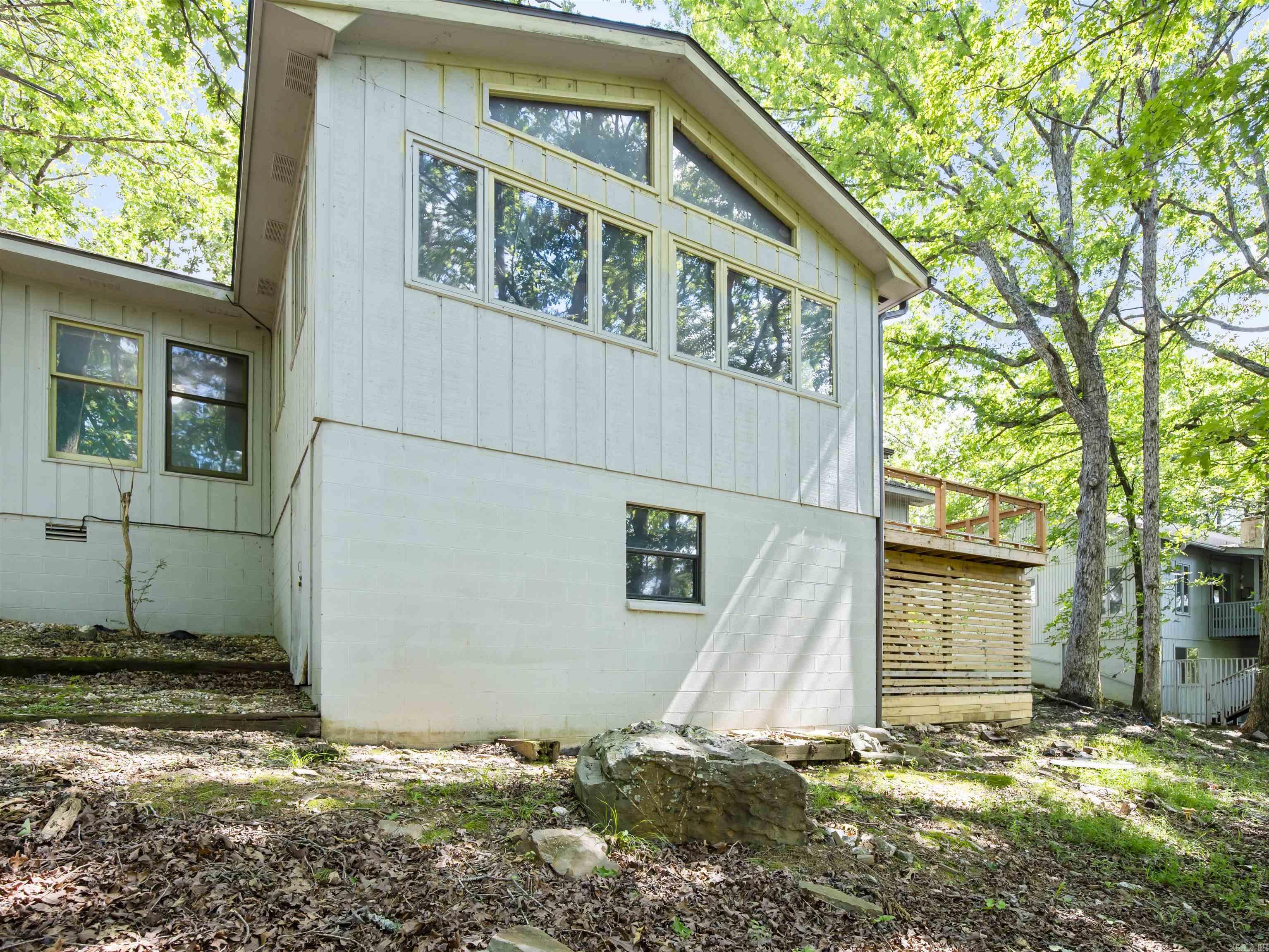 76  Laguna  Hot Springs Village, AR
