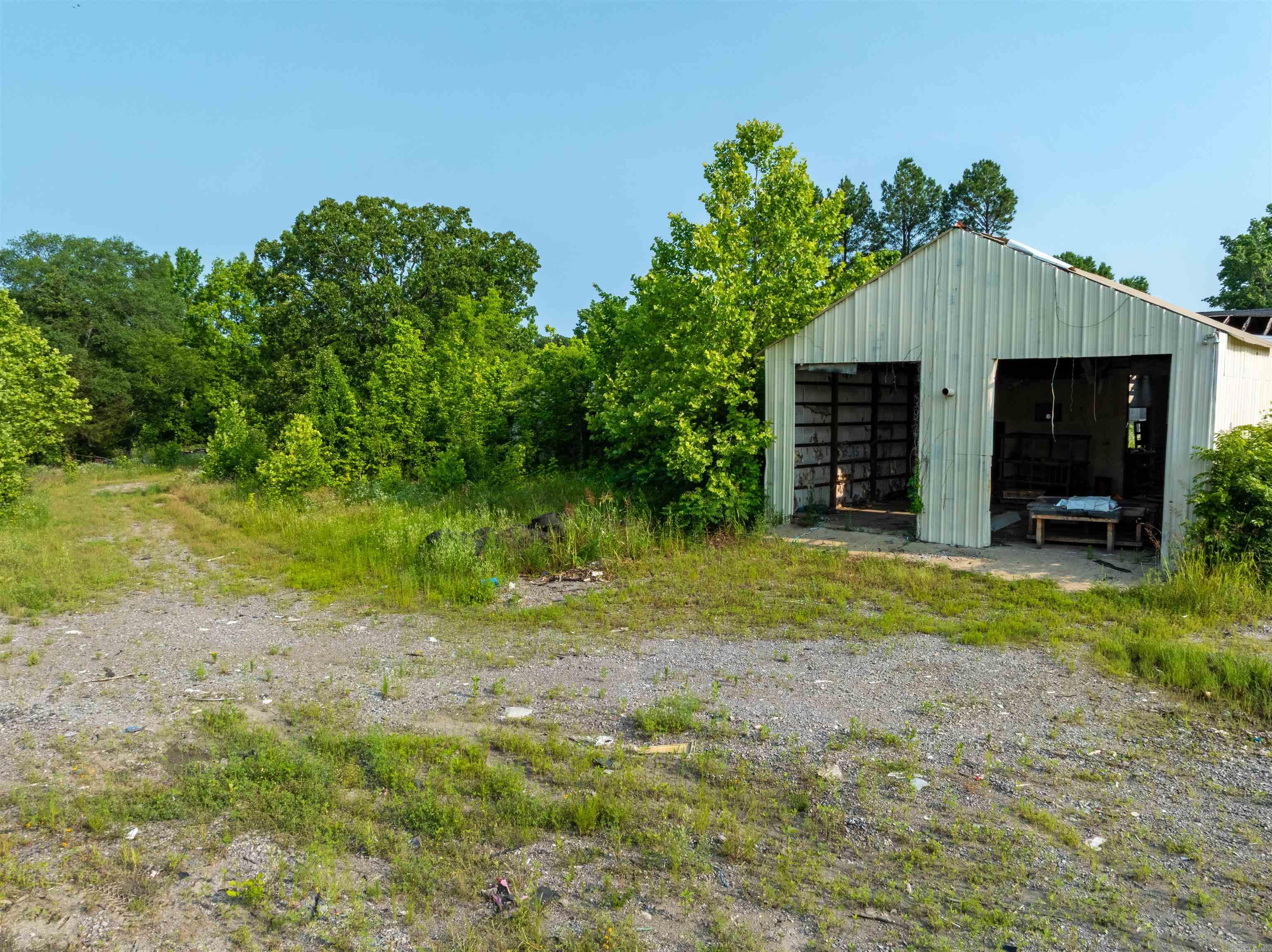 2560  Batesville  Southside, AR