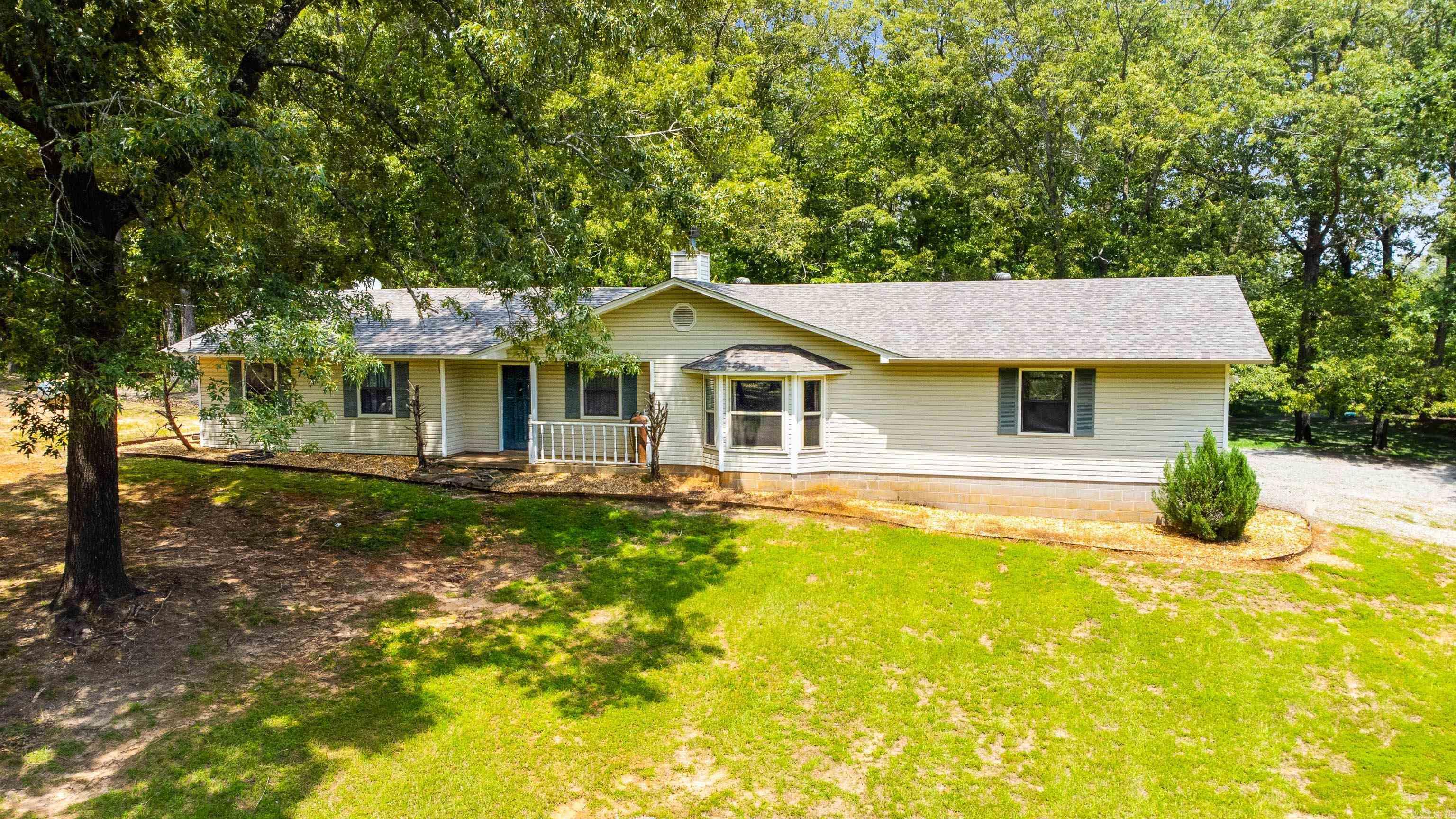 8100  Oakview  Hensley, AR