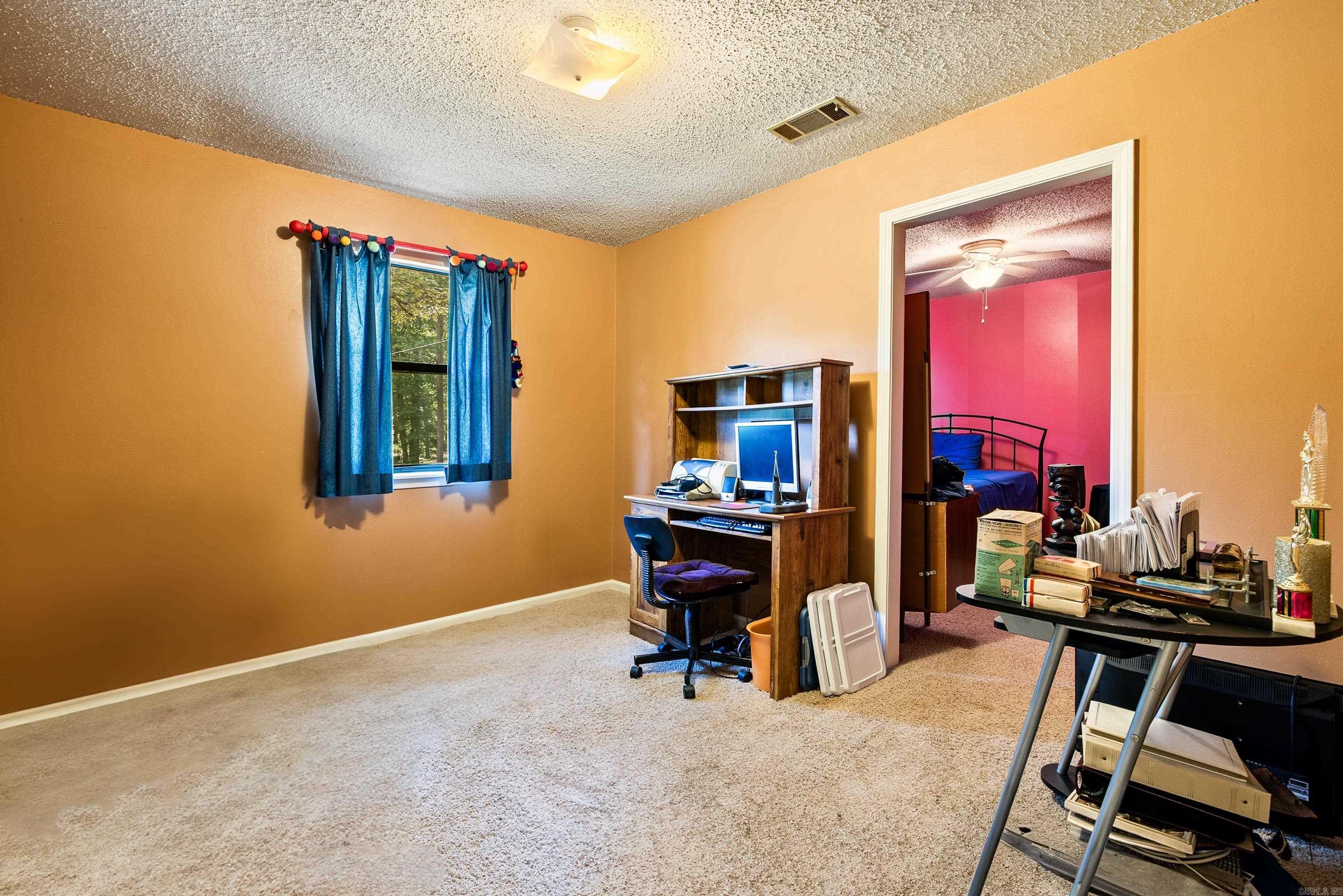 8100  Oakview  Hensley, AR