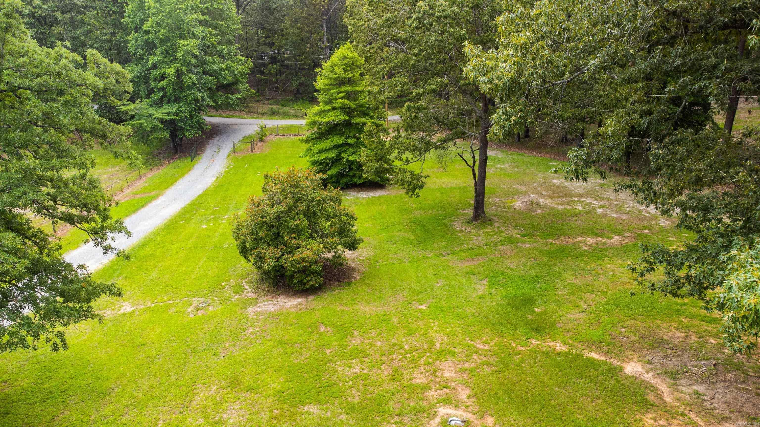8100  Oakview  Hensley, AR