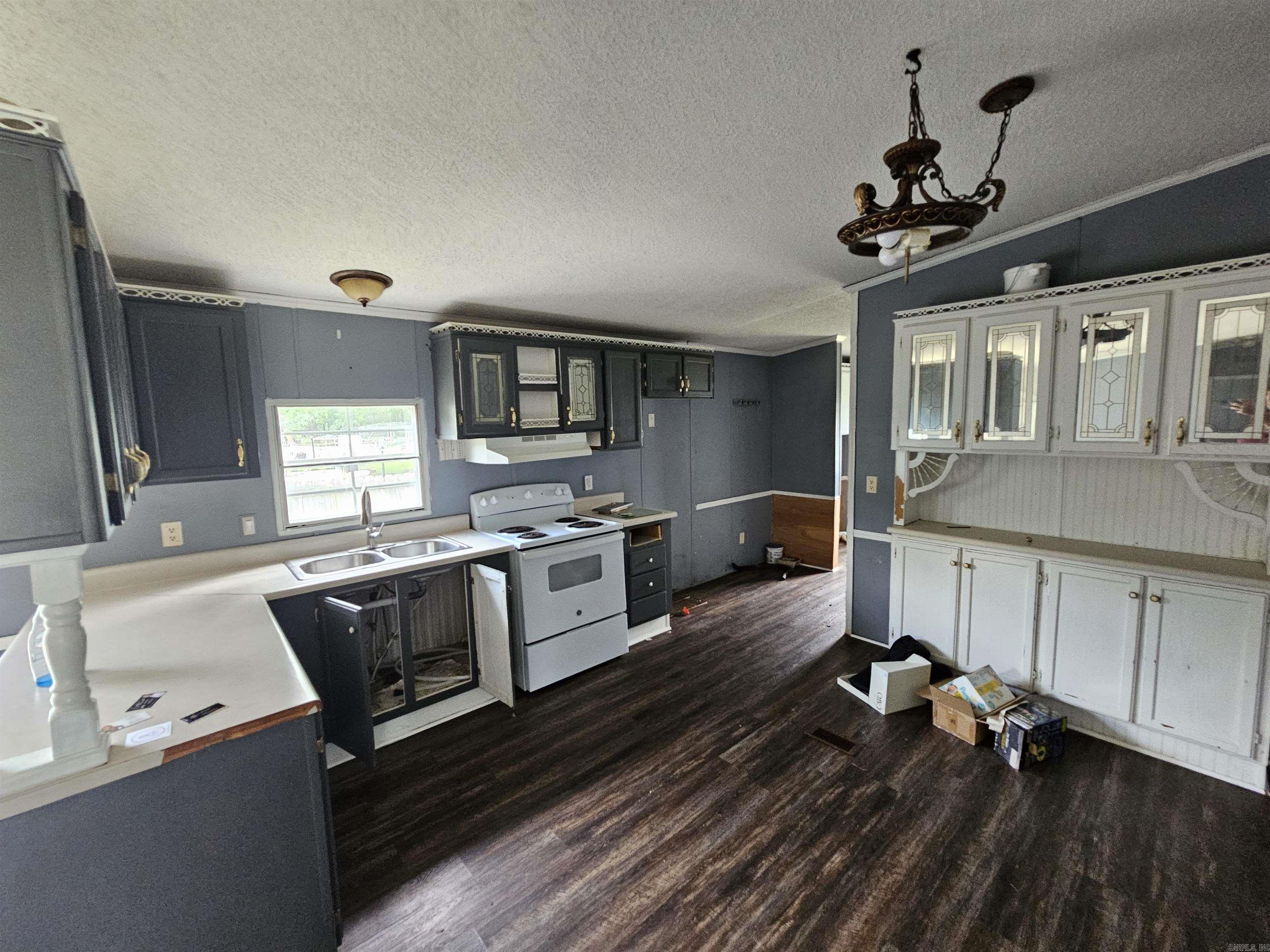 5401  Bayou Meto  Cabool, AR