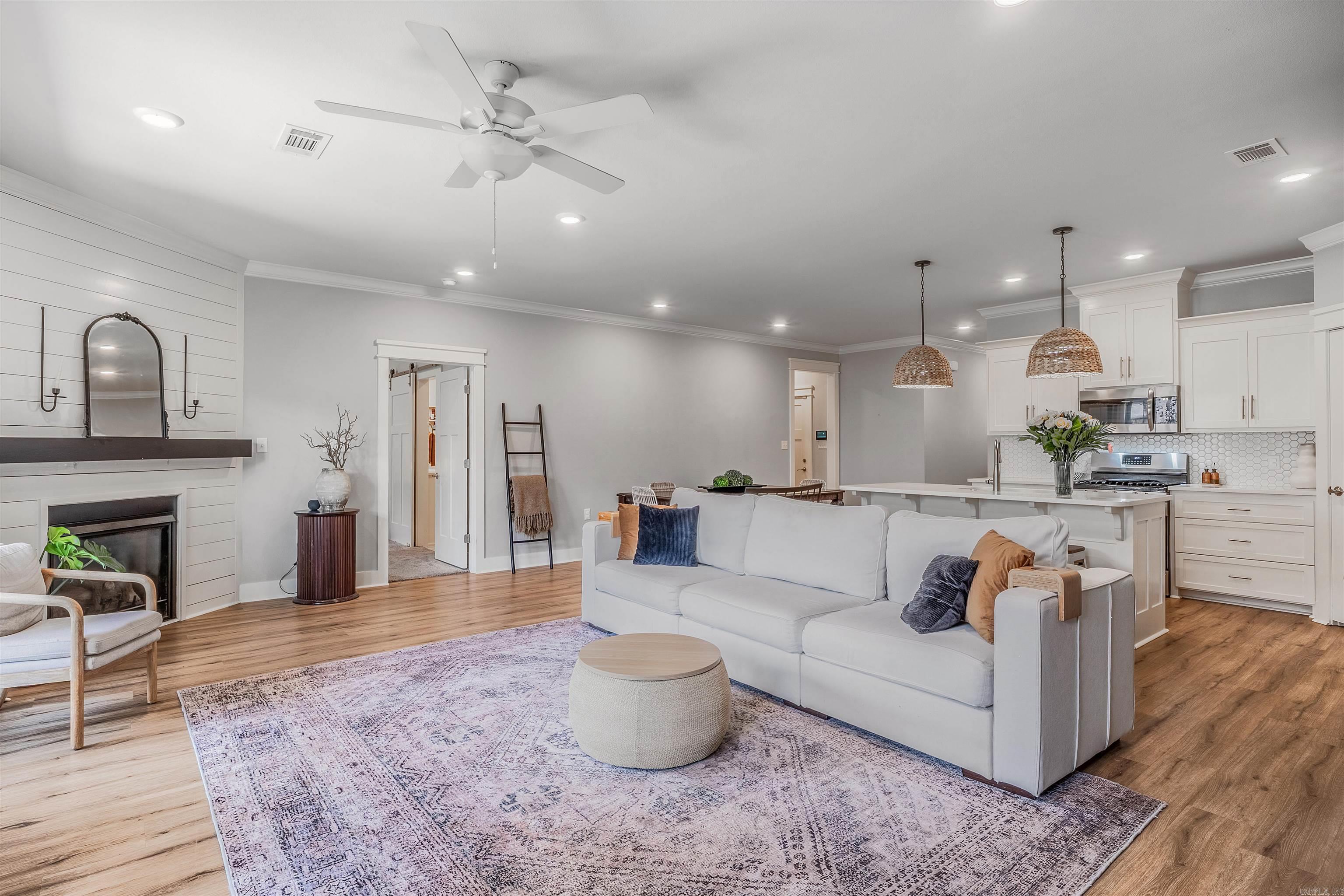 118  Lydia  Maumelle, AR