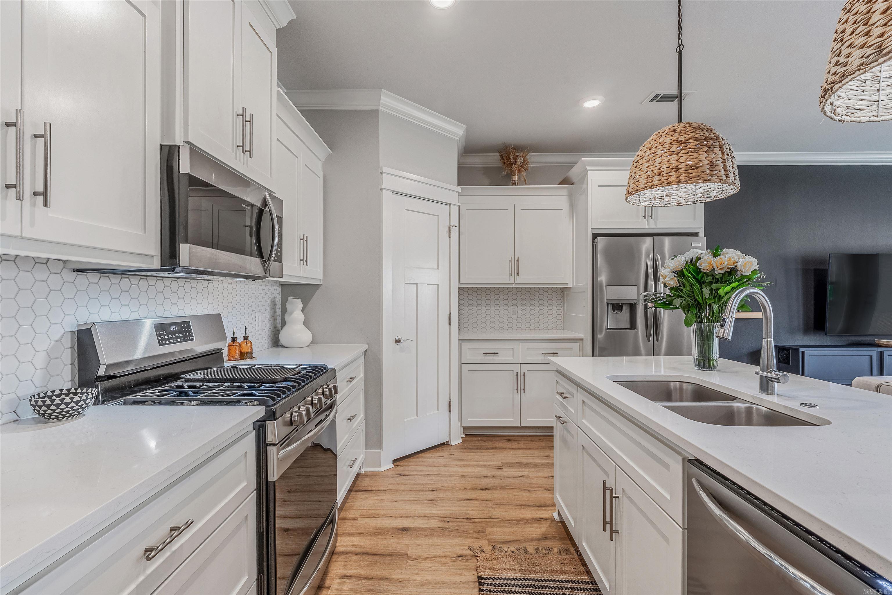 118  Lydia  Maumelle, AR