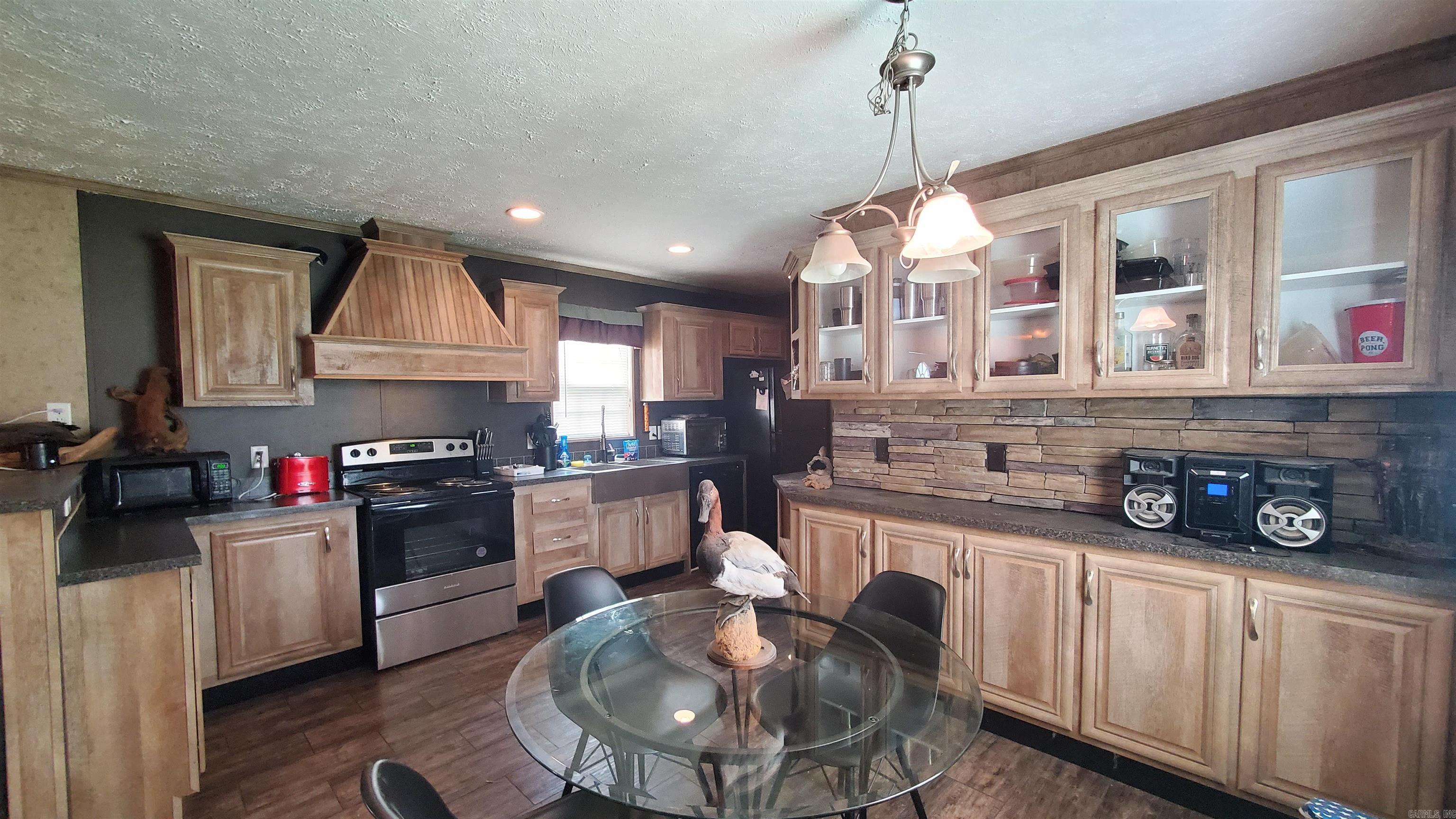 184  Bill Hill  El Paso, AR