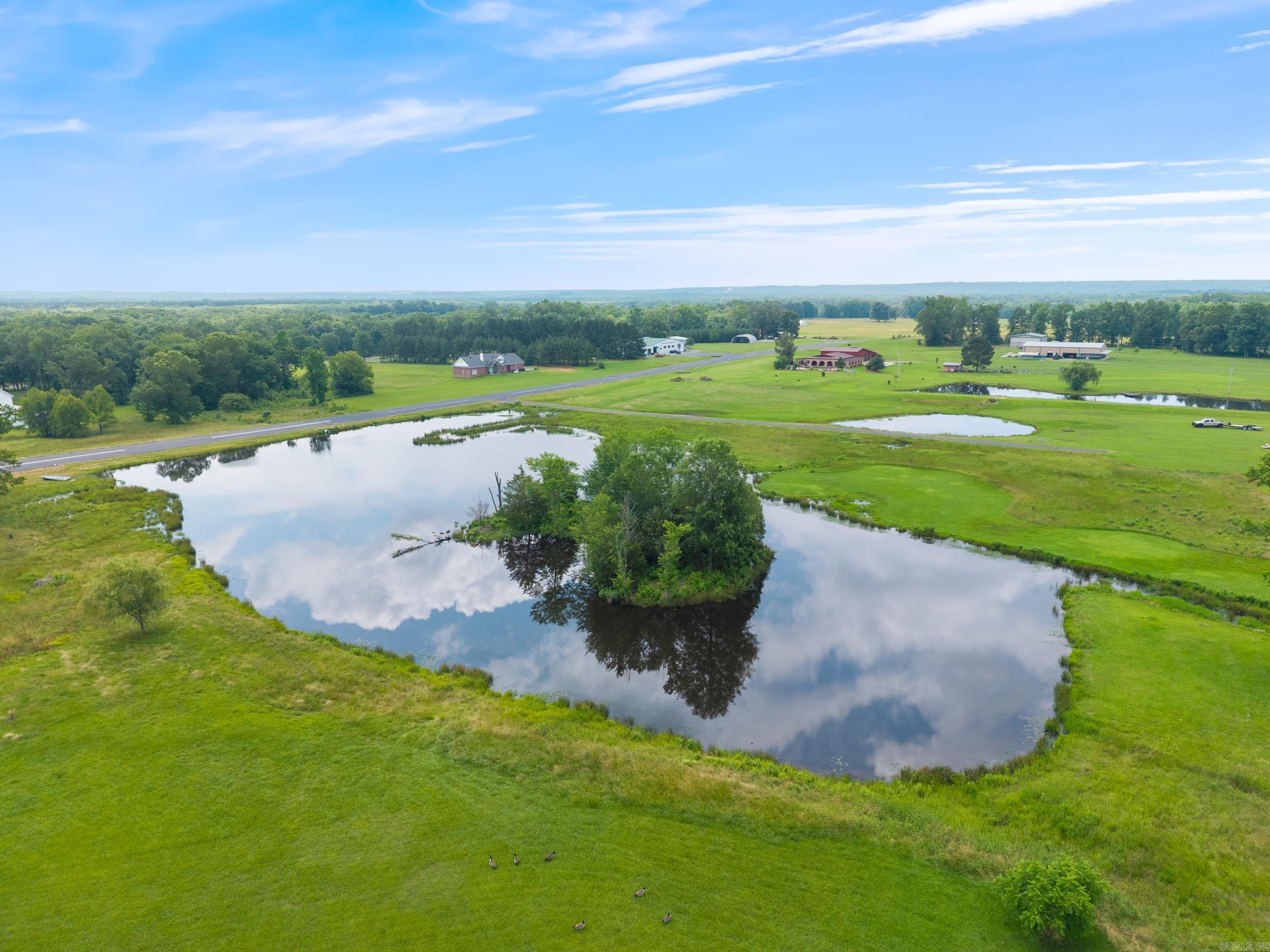 9  Beach Cir  Greenbrier, AR