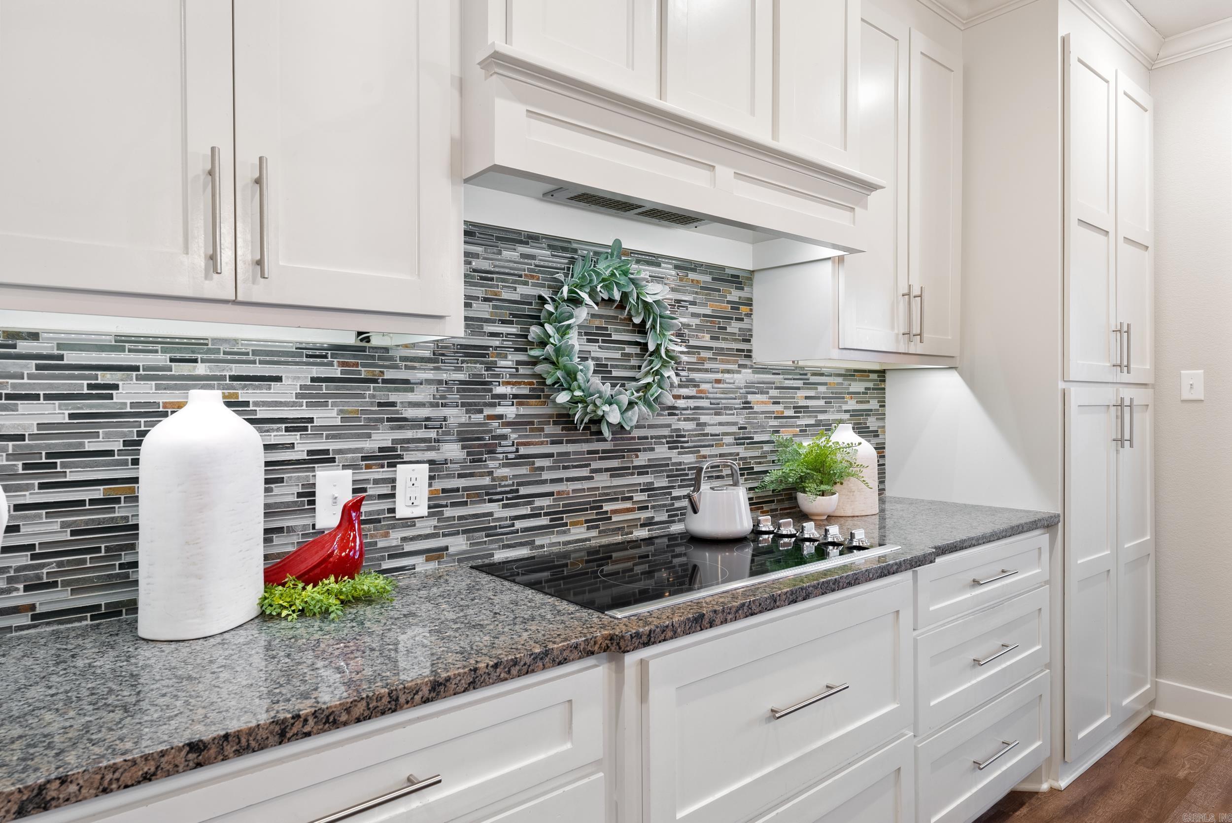 9  Beach Cir  Greenbrier, AR
