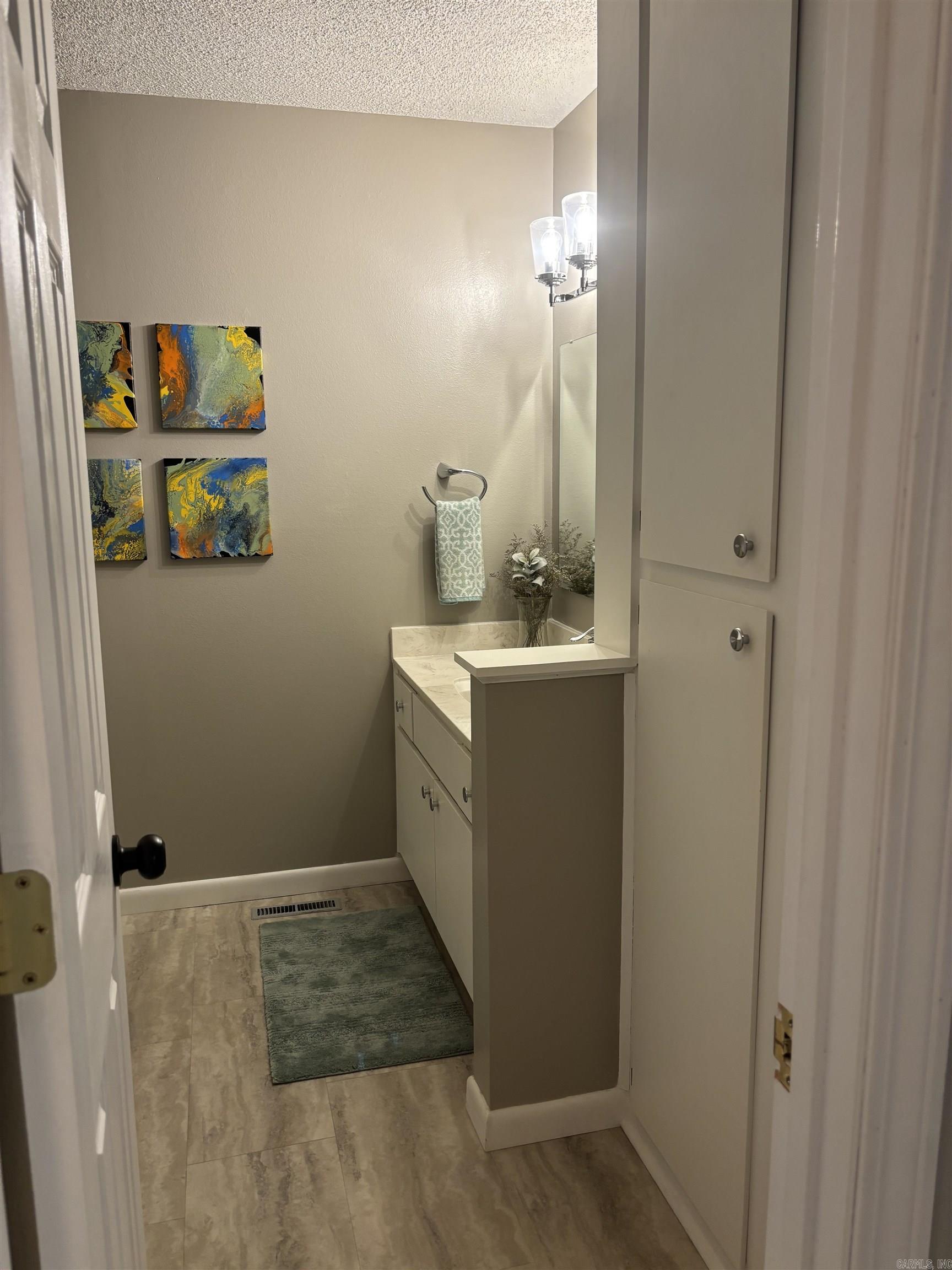 135  Hillview Dr.  #19  Fairfield Bay, AR