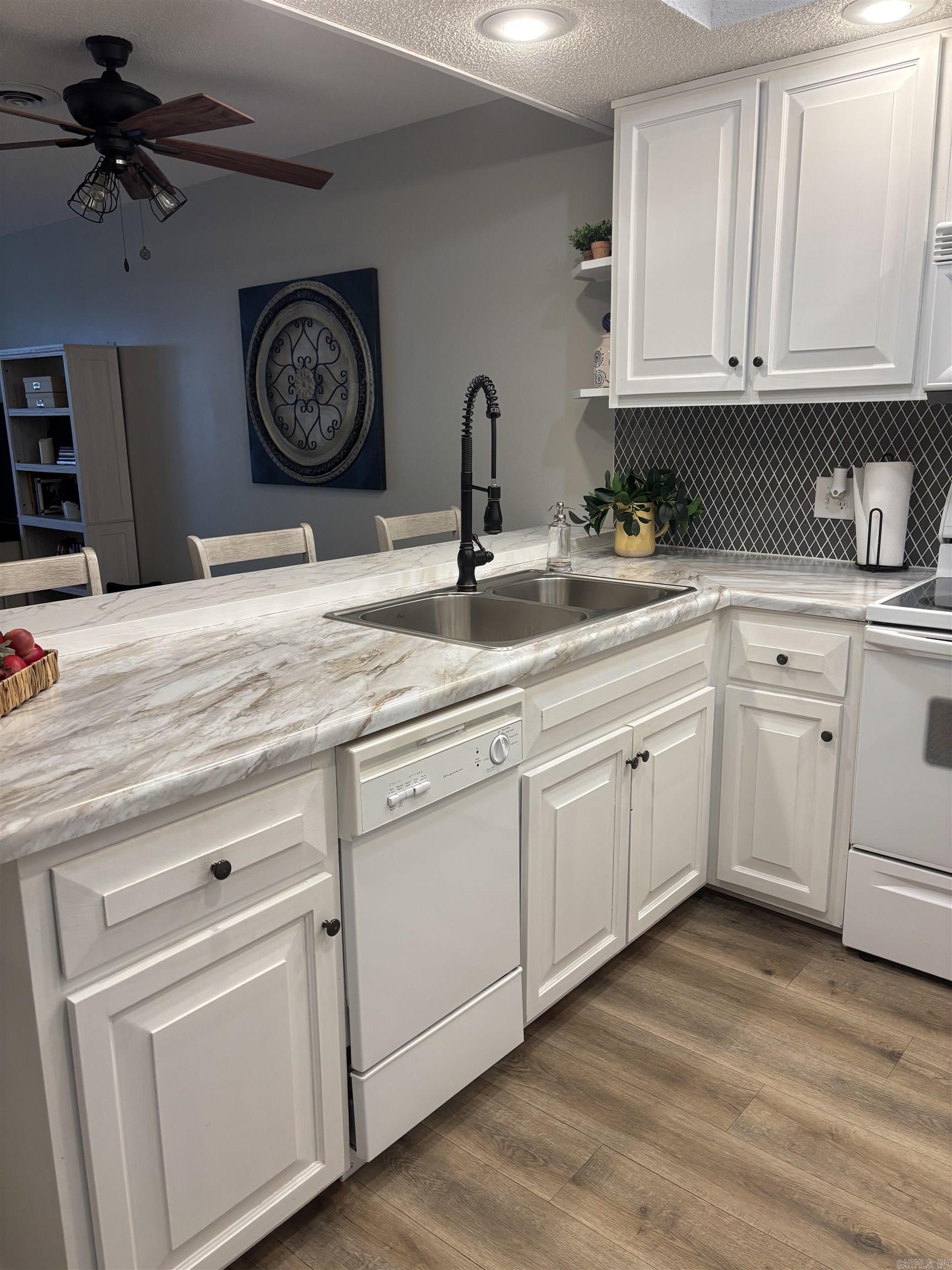 135  Hillview Dr.  #19  Fairfield Bay, AR