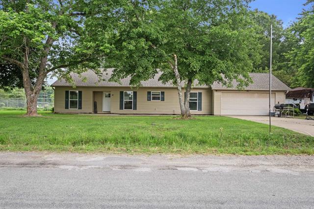 31  D Plummer  Lonoke, AR