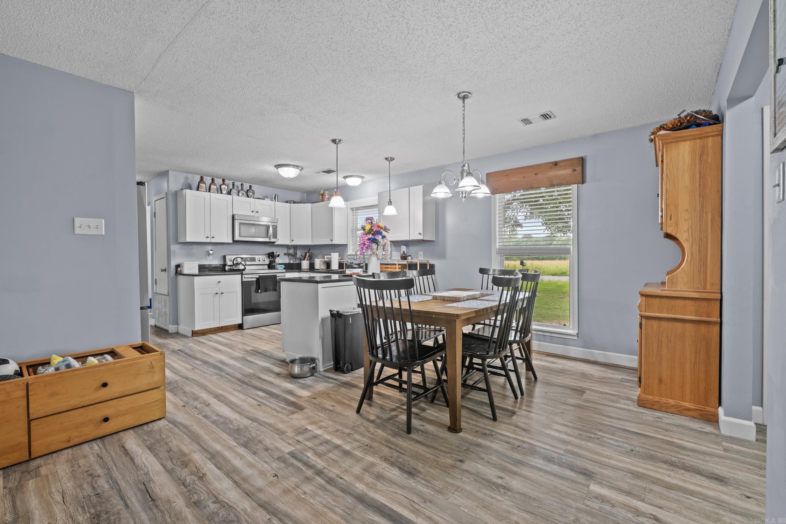 31  D Plummer  Lonoke, AR
