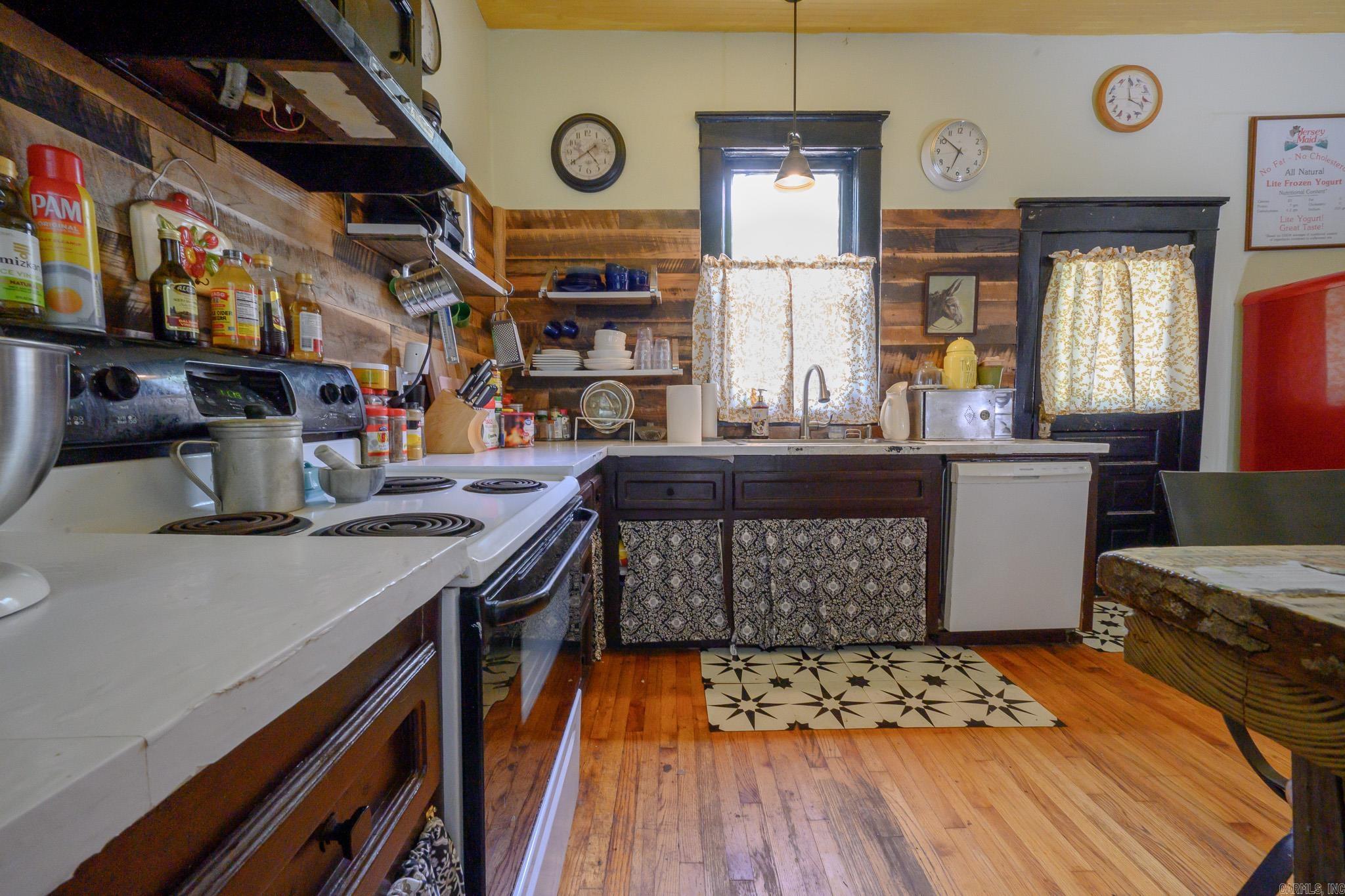 1107  Magnolia  Mena, AR