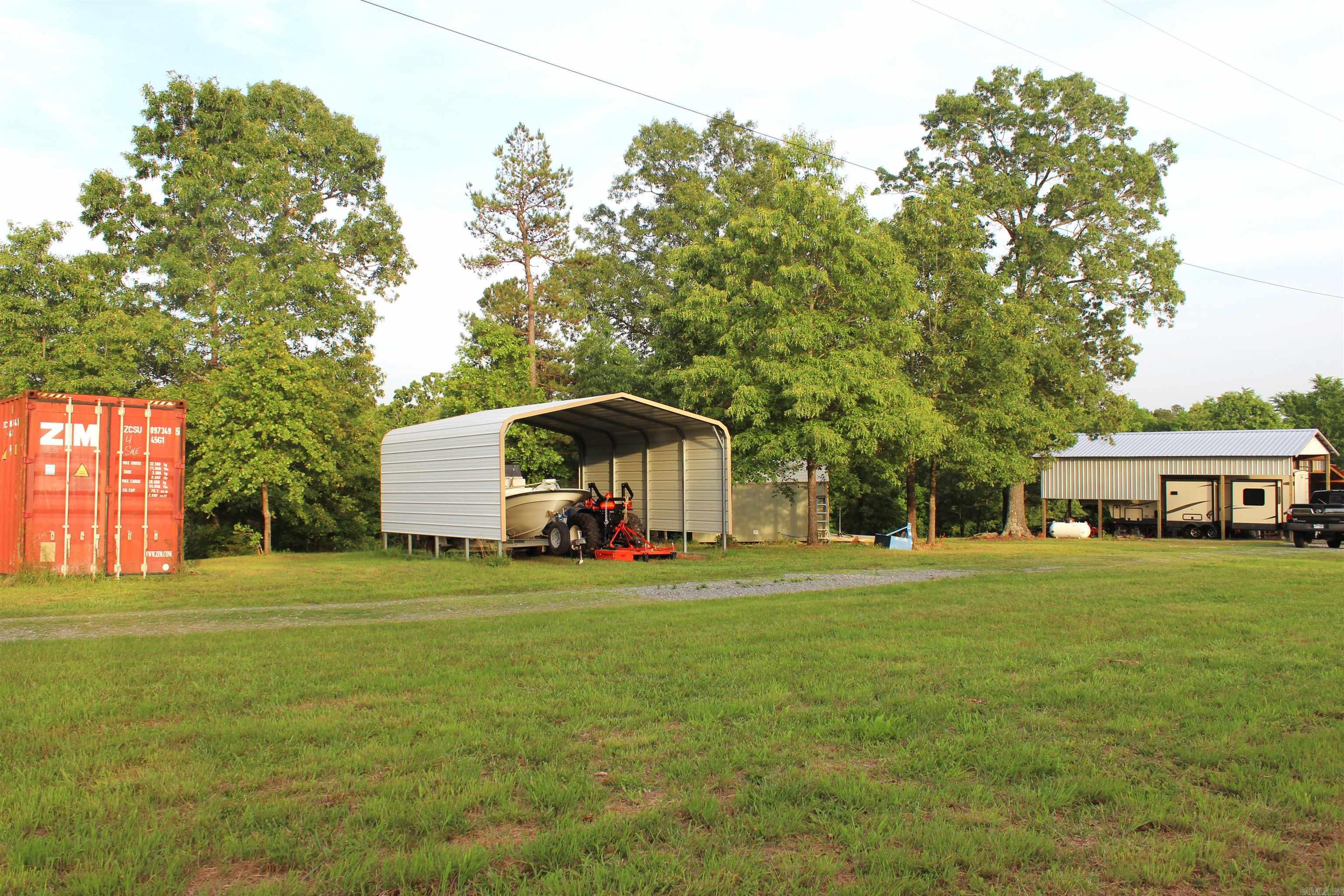 623  Batesville Mountain  Damascus, AR