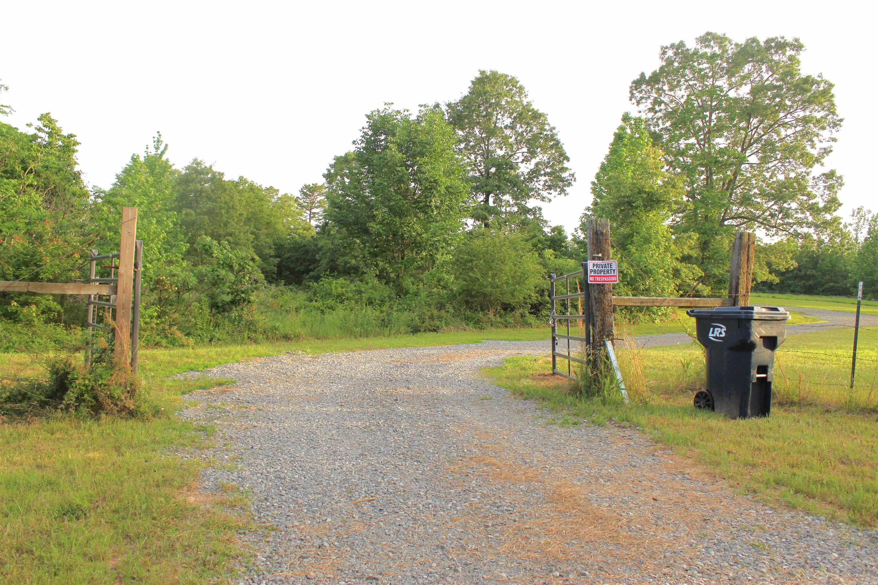 623  Batesville Mountain  Damascus, AR