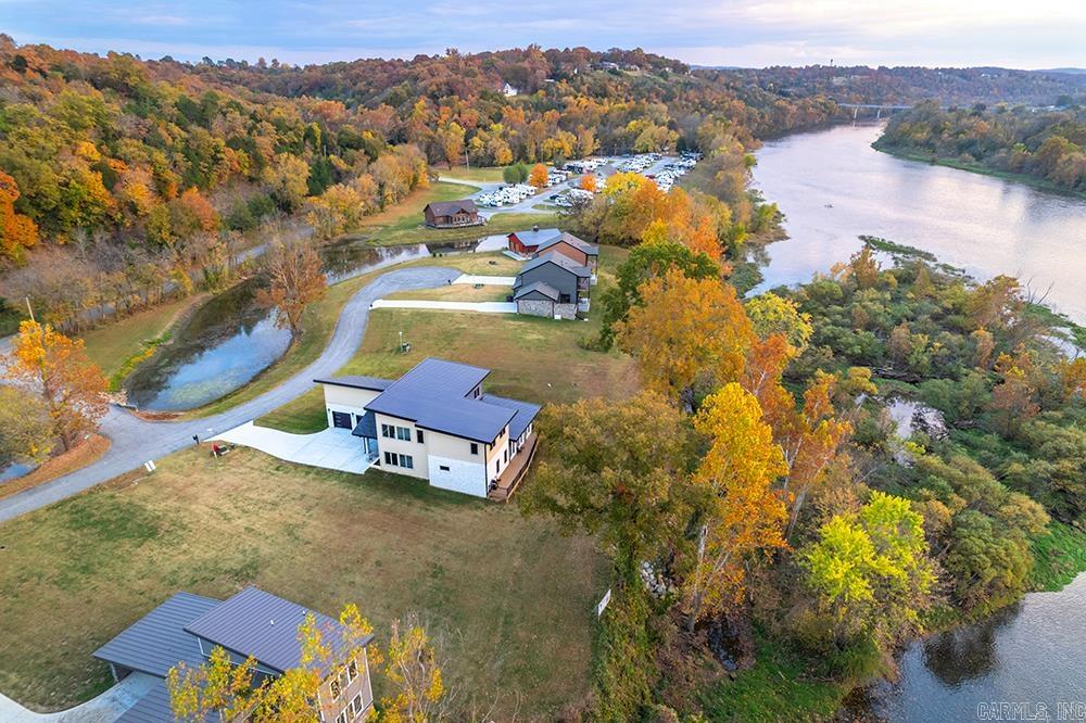 5  Sowbug Circle  Cotter, AR