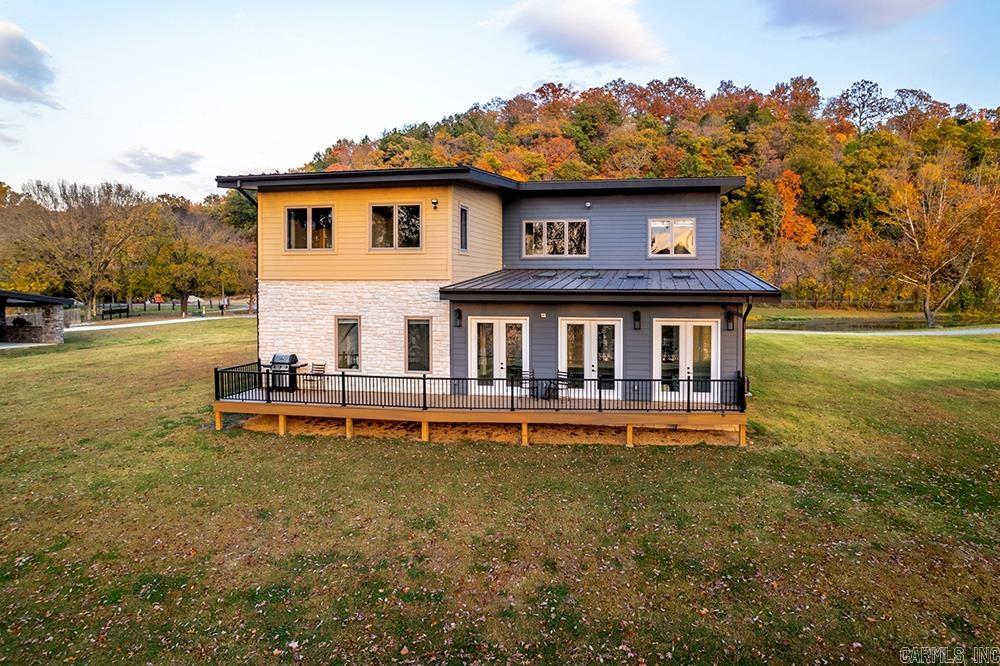 5  Sowbug Circle  Cotter, AR