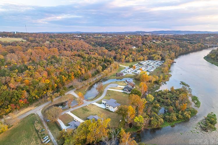 5  Sowbug Circle  Cotter, AR