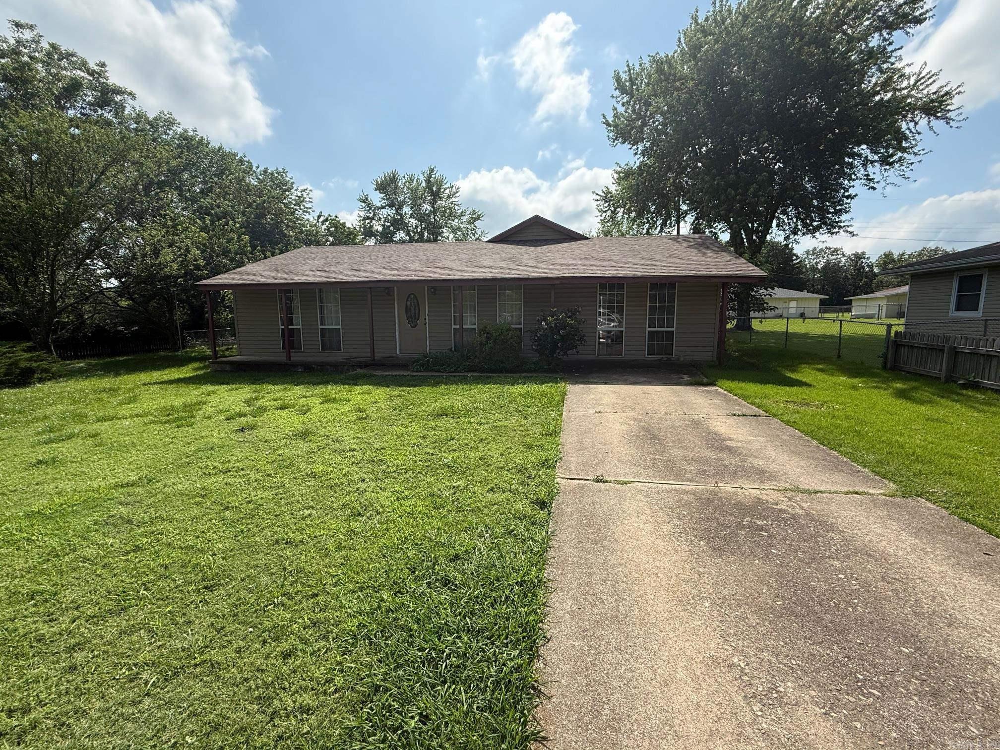 211  Turner Street  Mena, AR