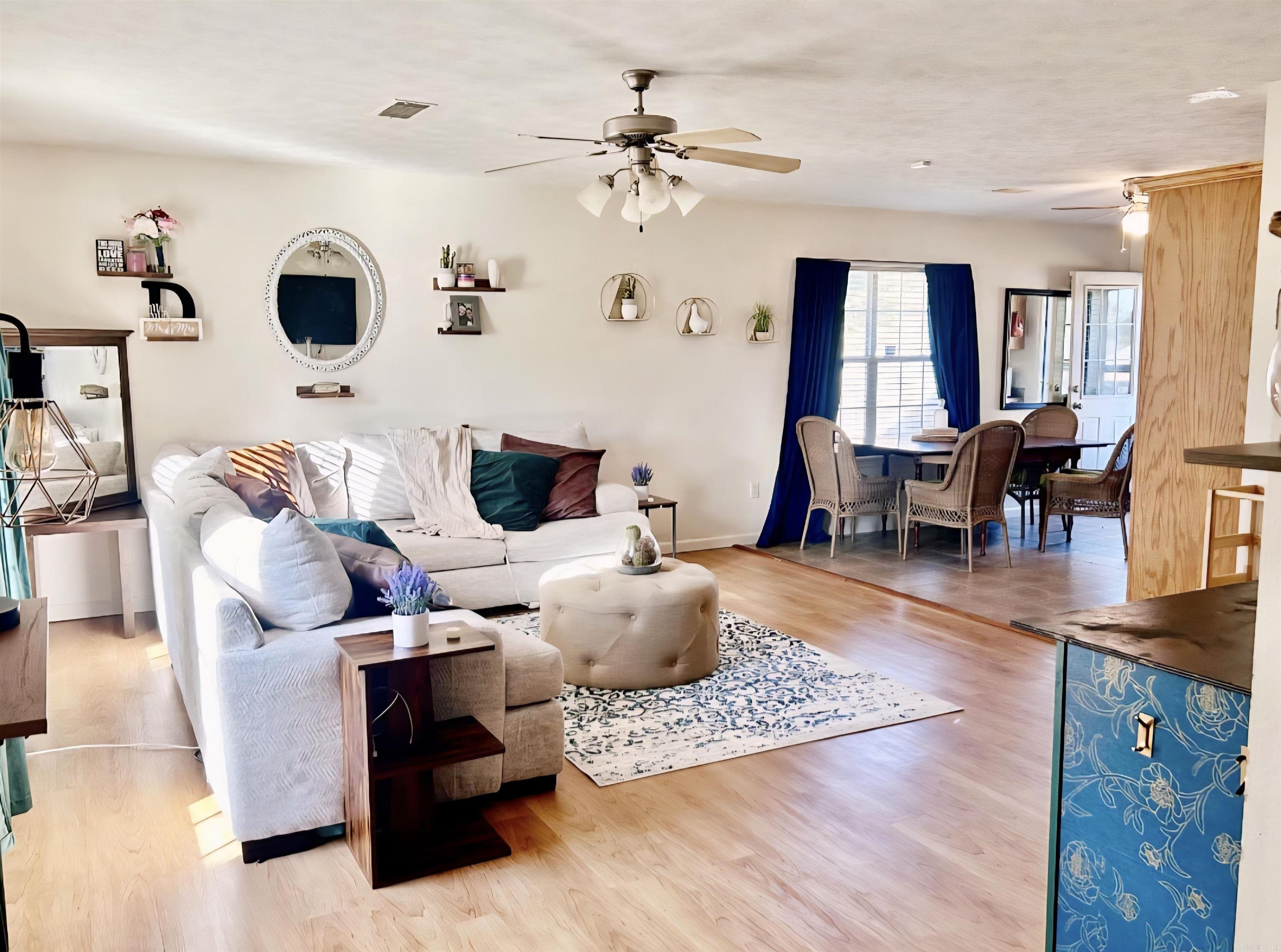 930  Brownstone  Conway, AR