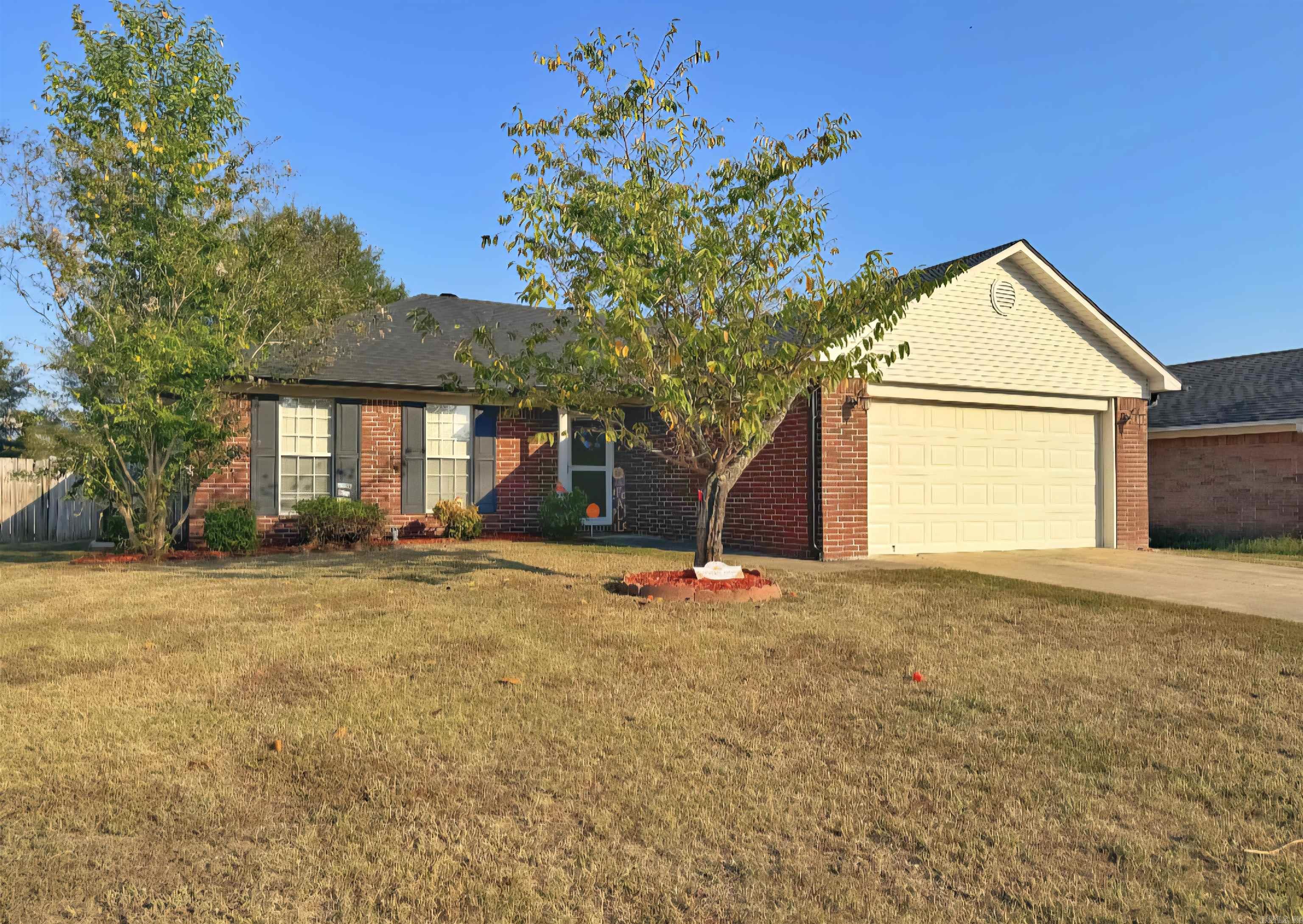930  Brownstone  Conway, AR