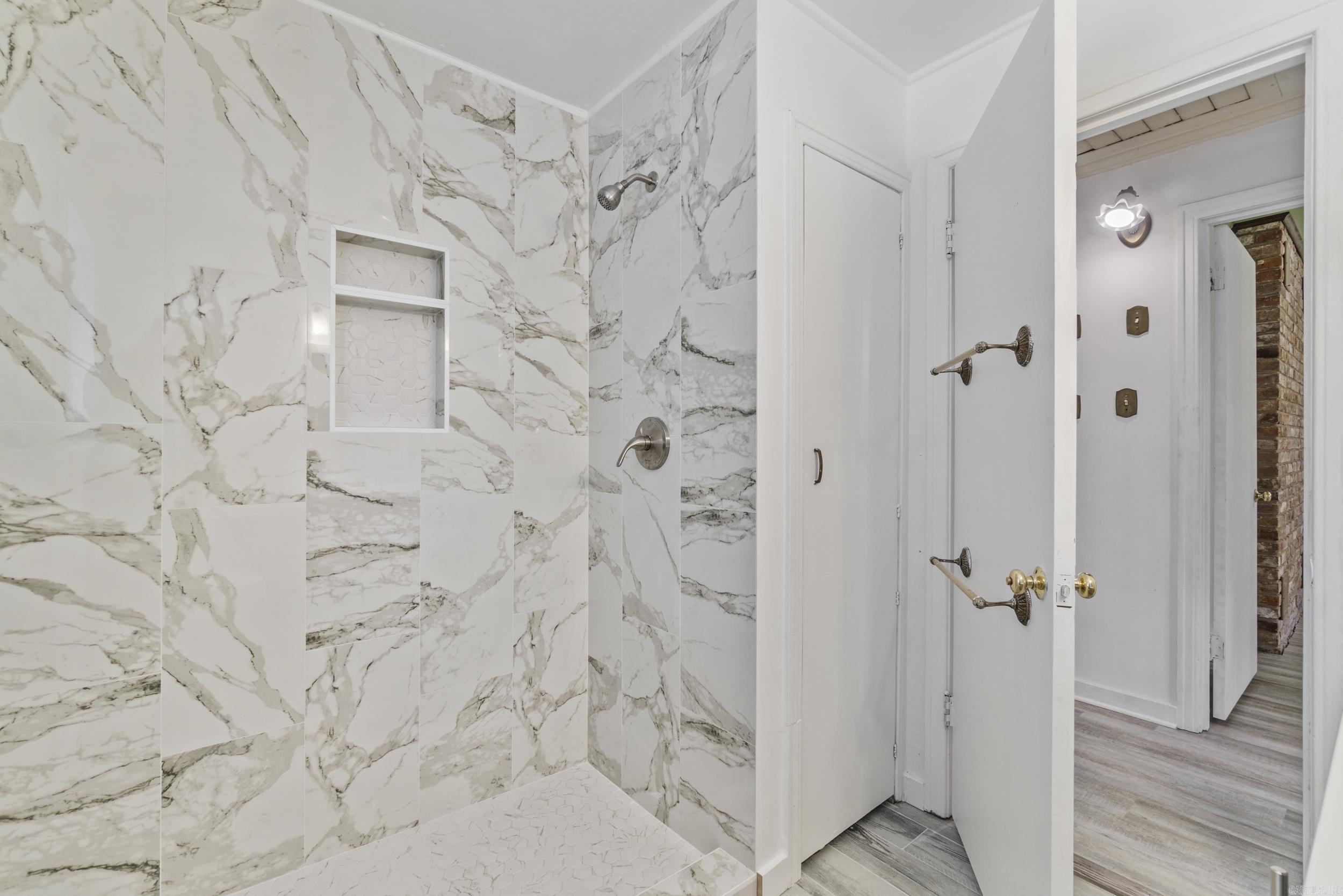 2408  Blackwood  Little Rock, AR