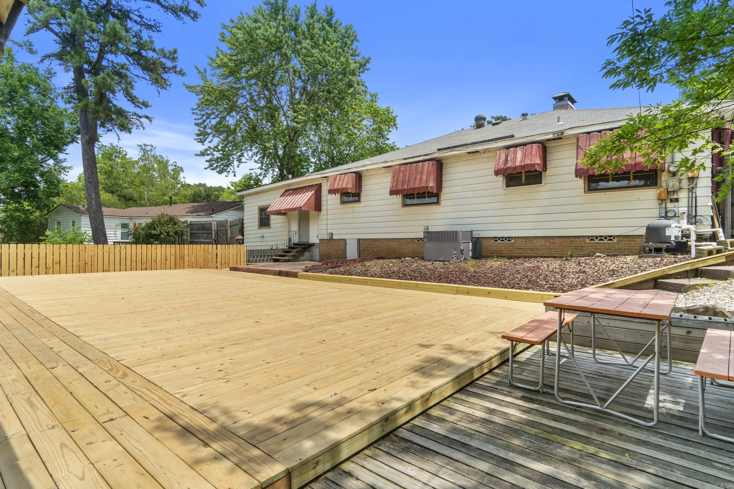 2408  Blackwood  Little Rock, AR
