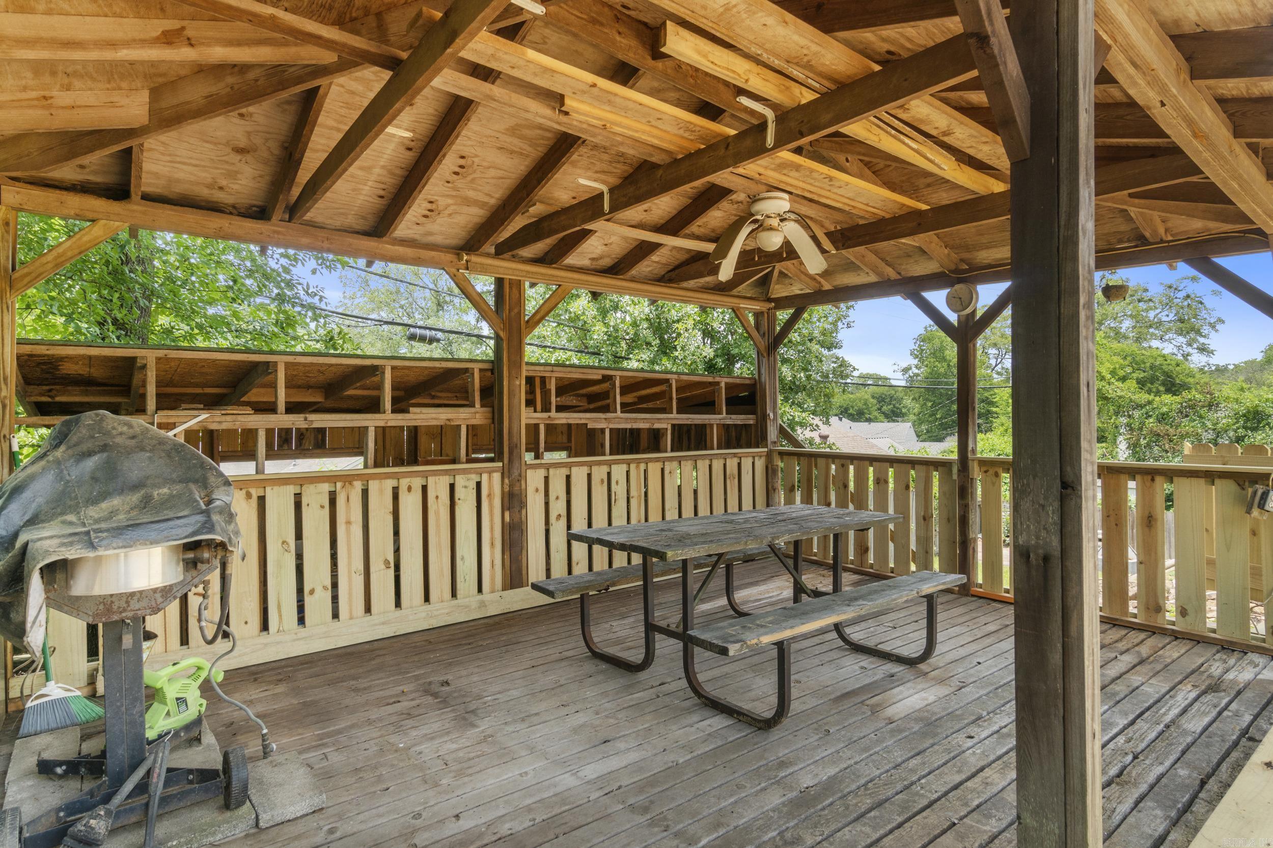 2408  Blackwood  Little Rock, AR