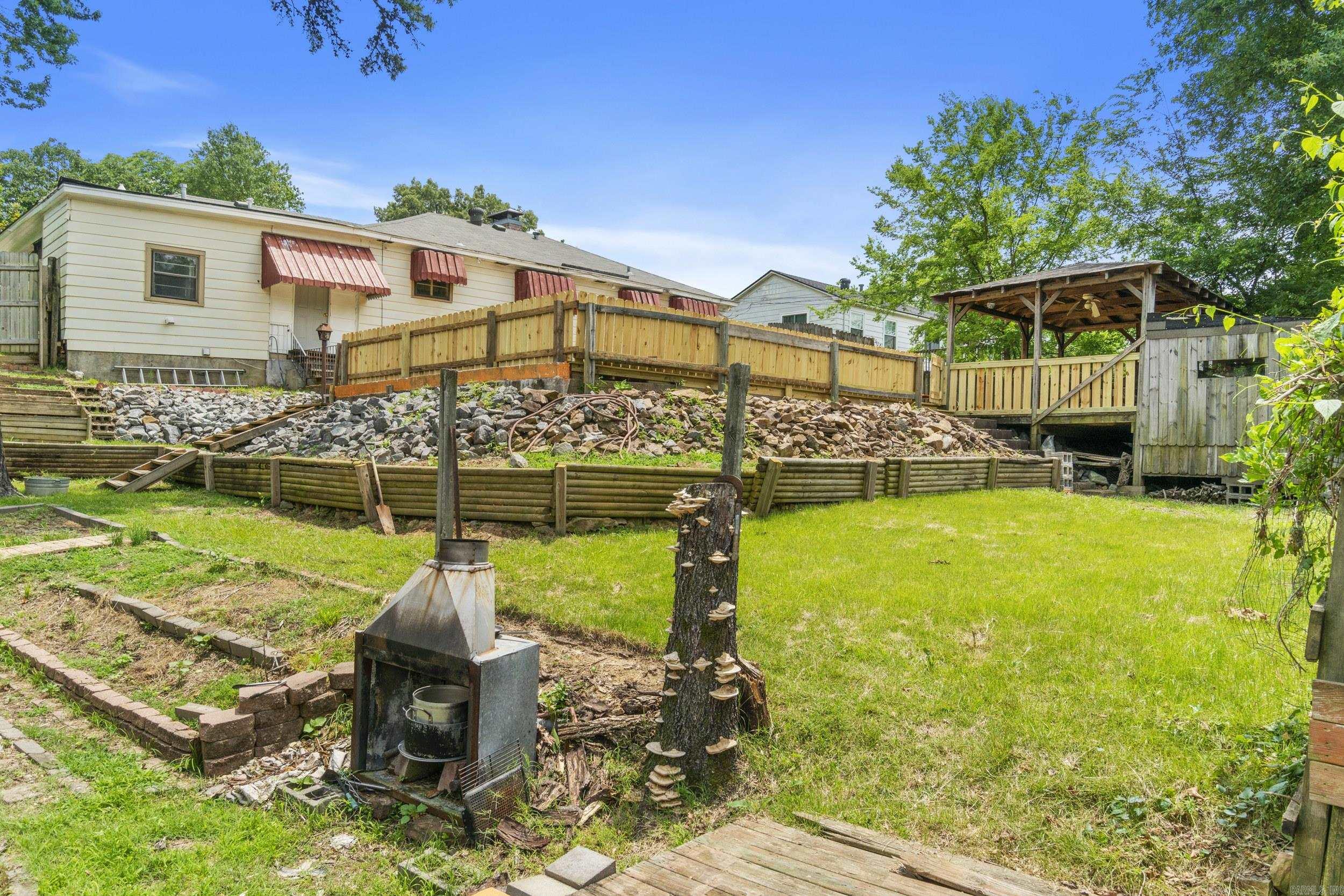 2408  Blackwood  Little Rock, AR