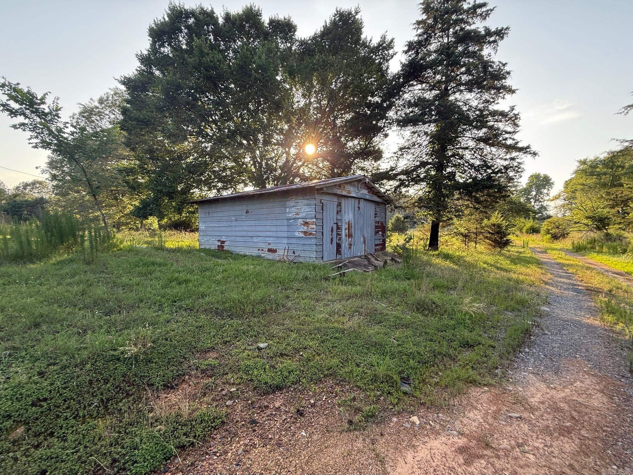 139 W Polk Road 20 Cove, AR 71937