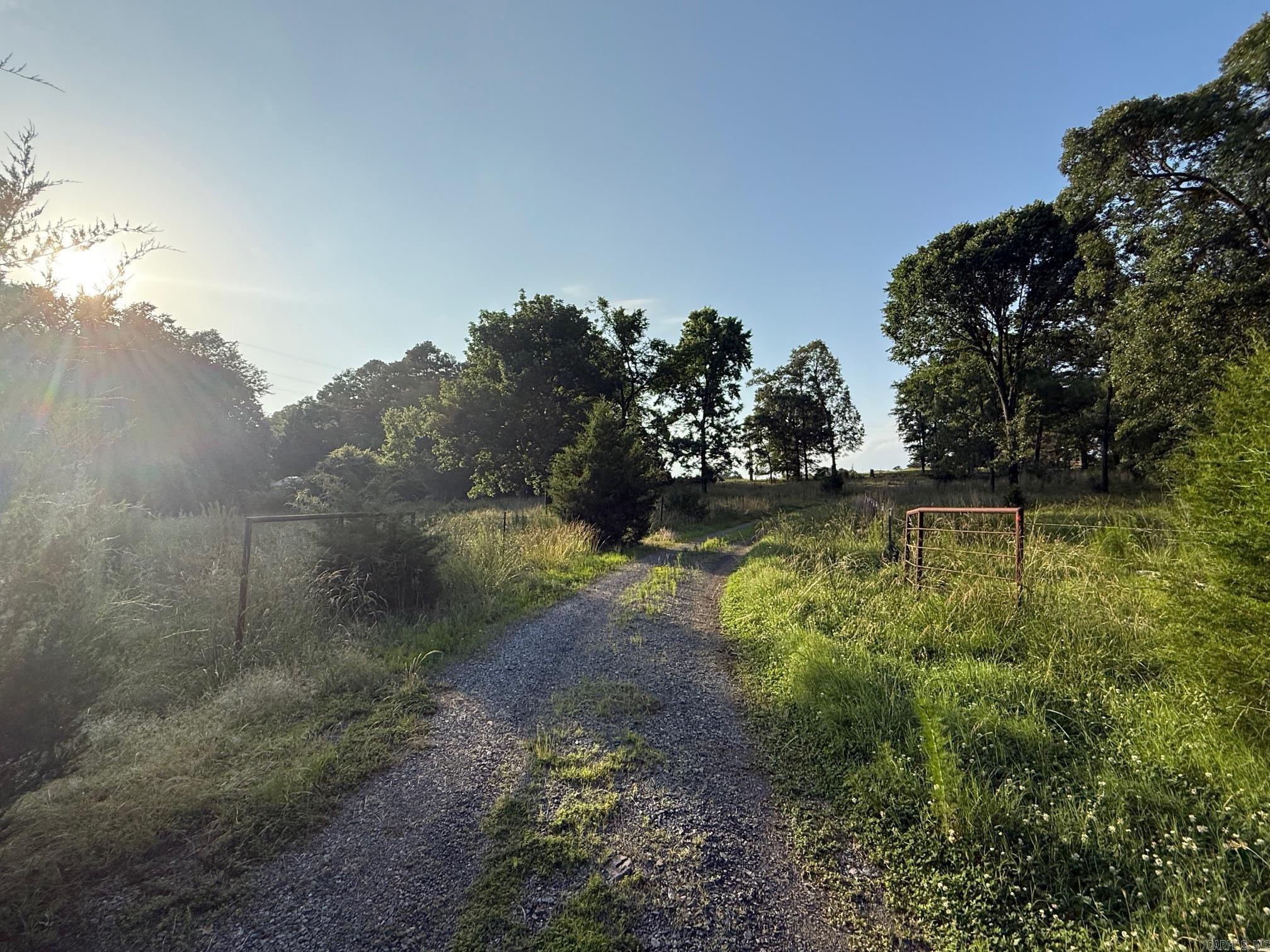 139 W Polk Road 20 Cove, AR 71937