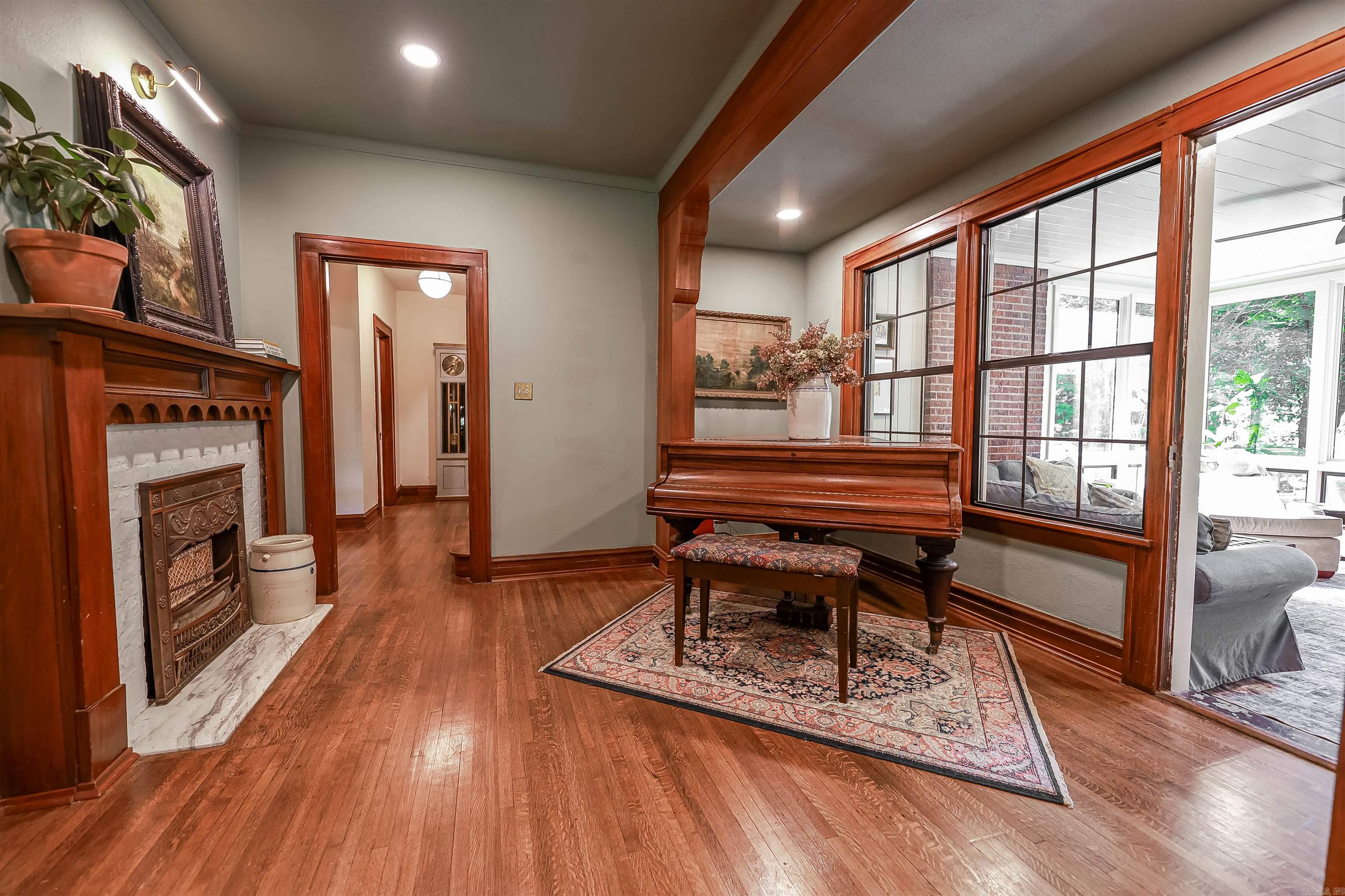 837  Maple St  Camden, AR