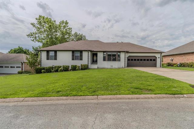 2106  Julie Ann Ln  Paragould, AR