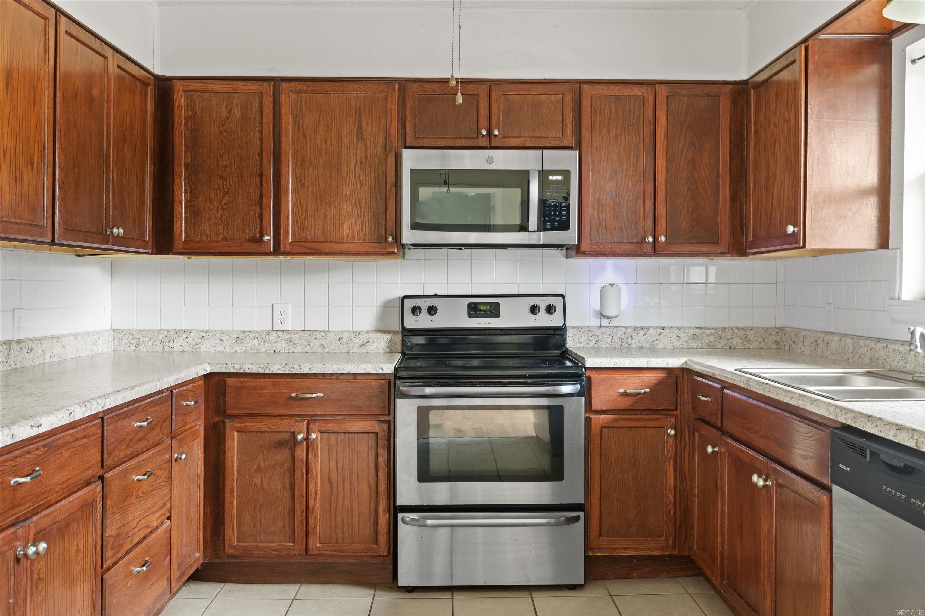 51  MC 5050  Yellville, AR